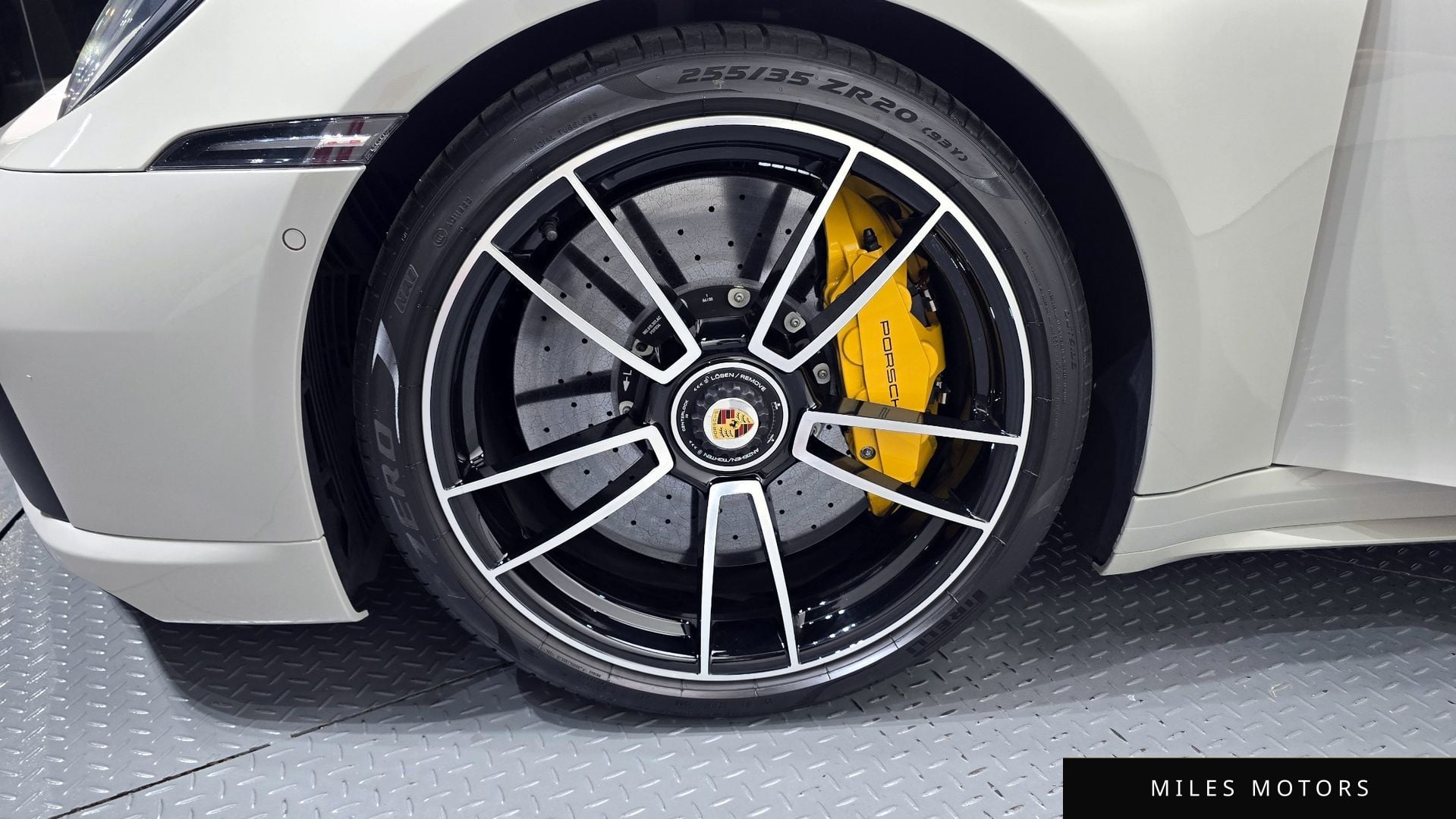 Porsche 911 (992) 2022 — миниатюра 5