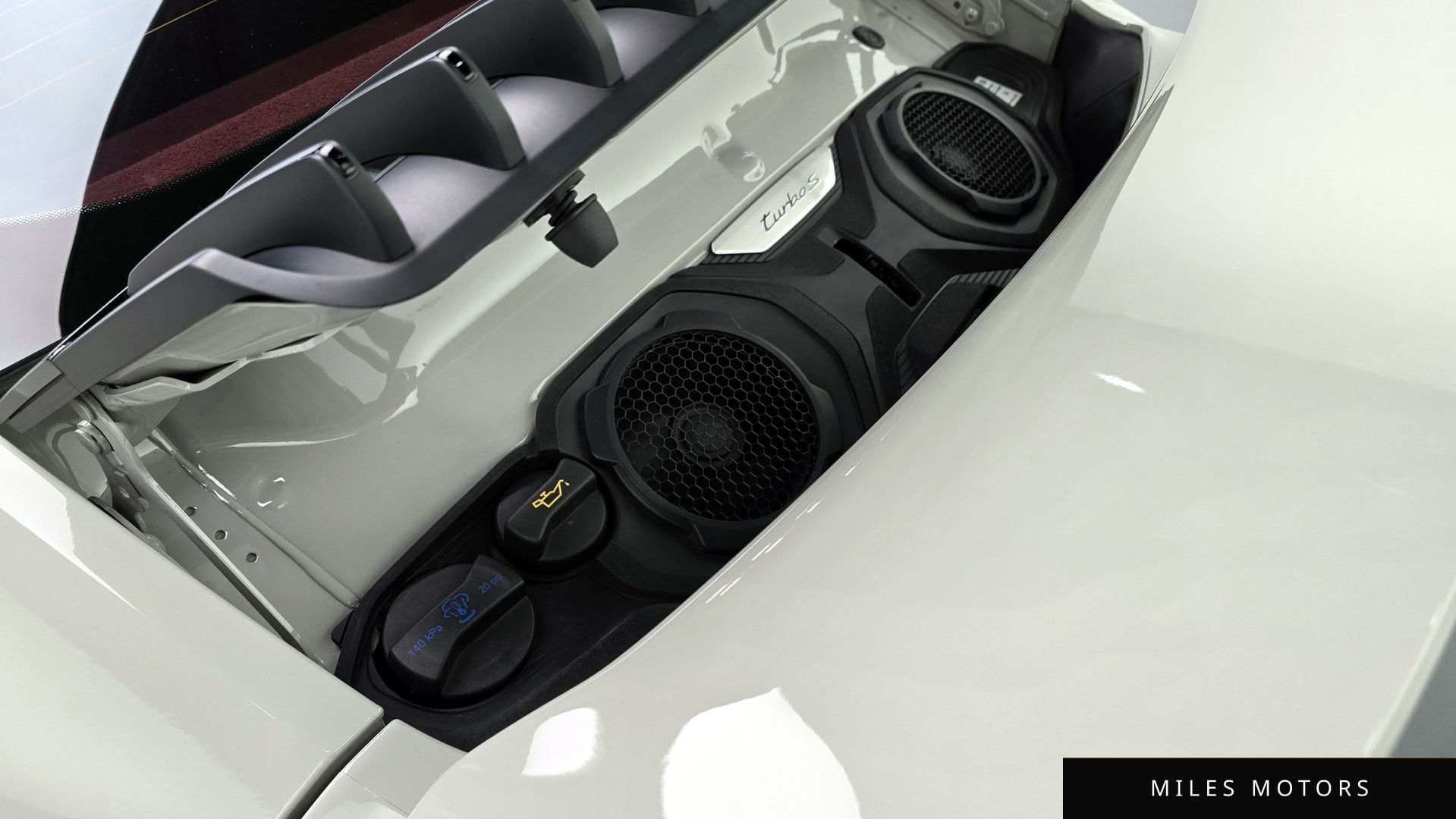 Porsche 911 (992) 2022 — миниатюра 6