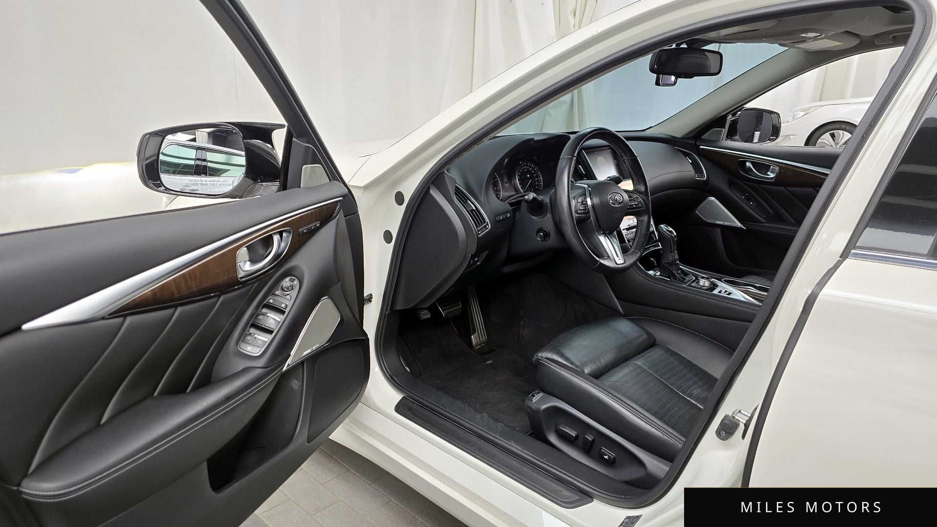 Infiniti Q50 2018 — миниатюра 10