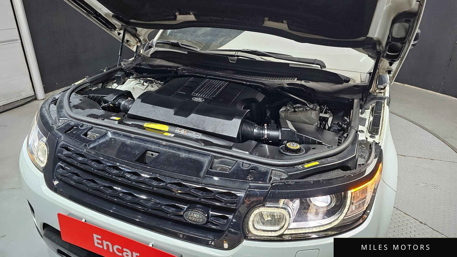 Land Rover Range Rover Sport 2016 — миниатюра 6