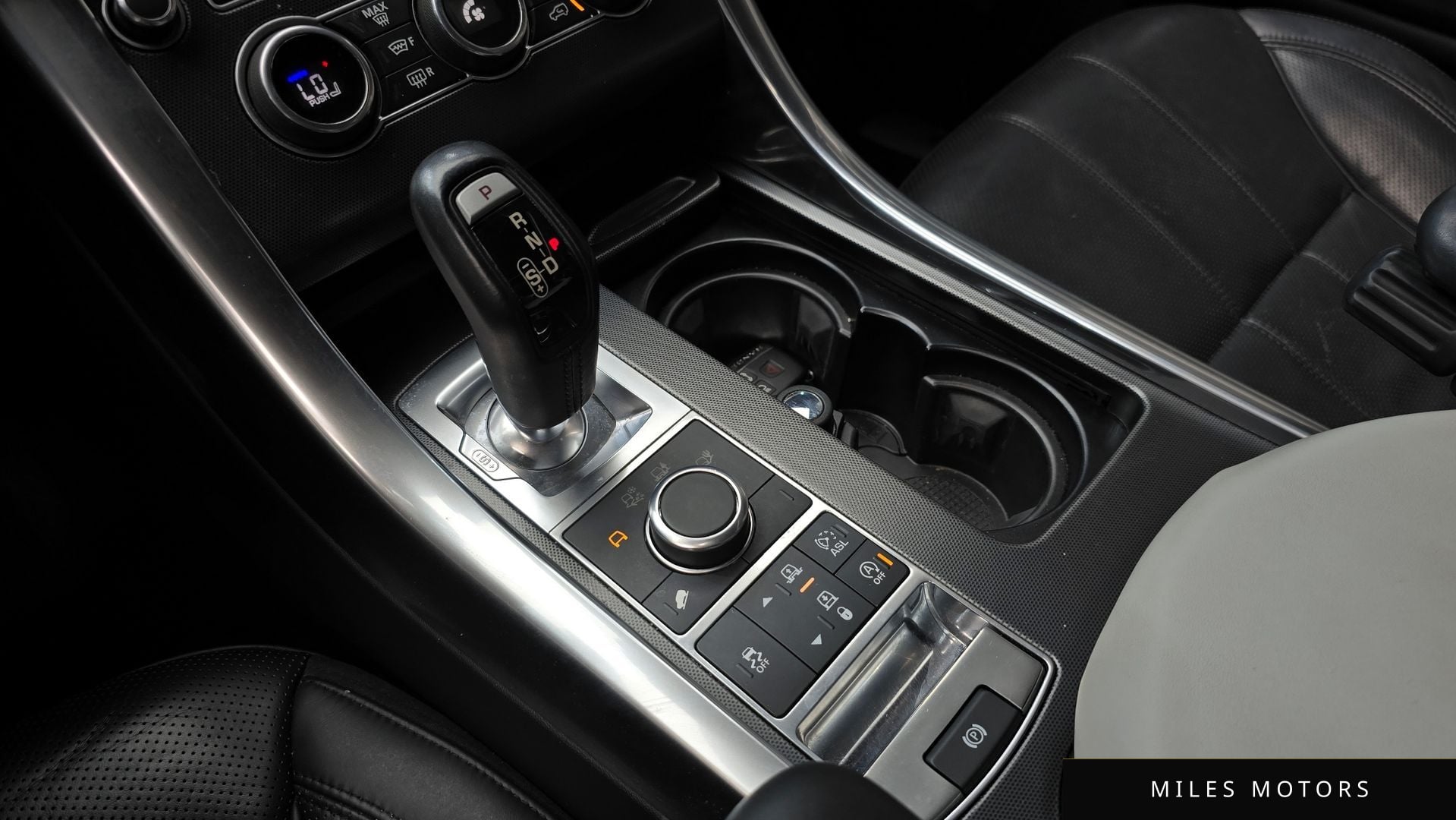 Land Rover Range Rover Sport 2016 — миниатюра 9