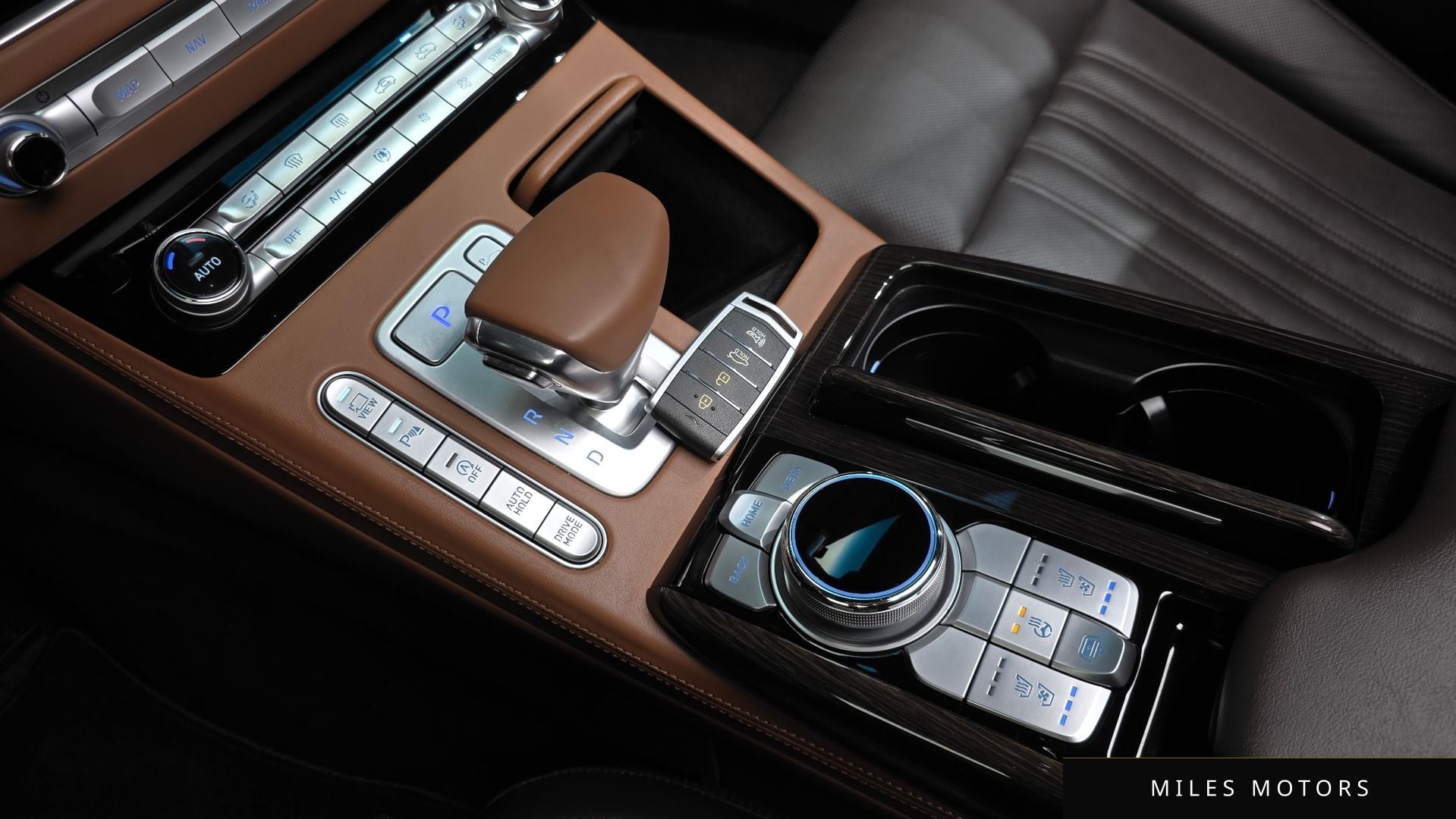 Genesis G90 2019 — миниатюра 12