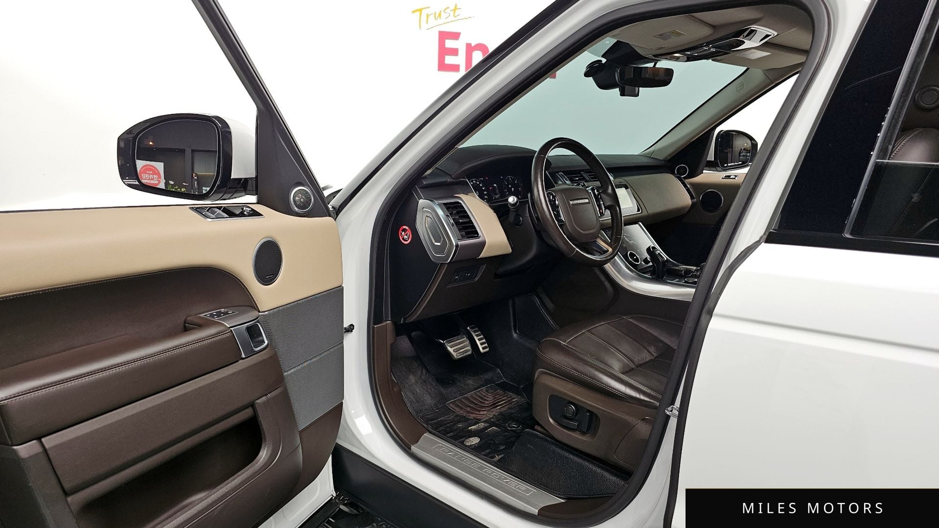 Land Rover Range Rover Sport 2018 — миниатюра 12