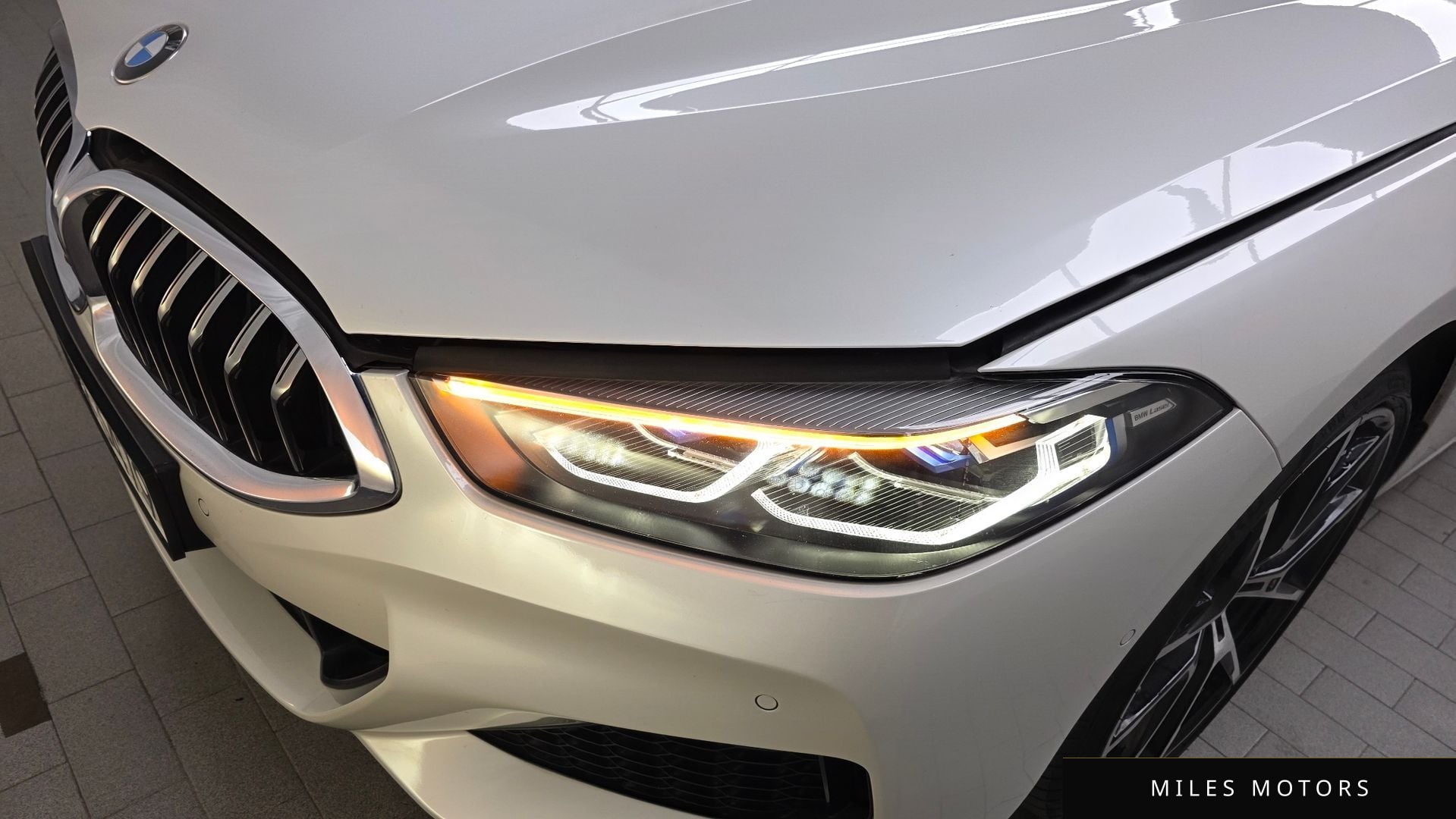 BMW 8 Series (G15) 2020 — миниатюра 8