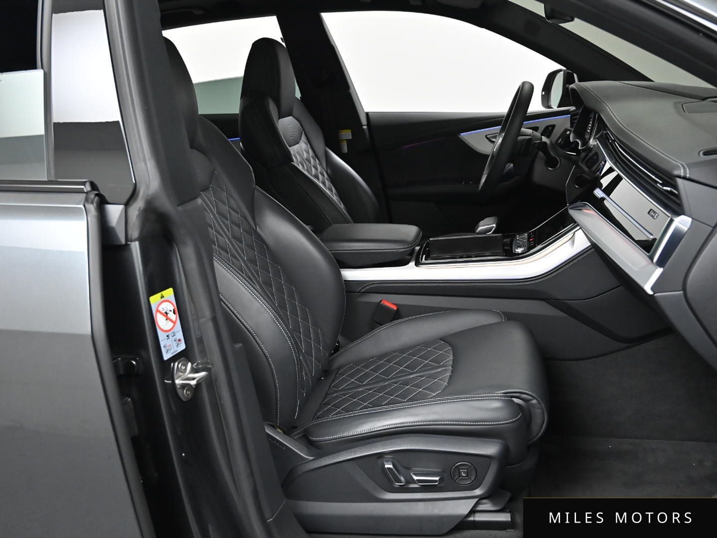 Audi Q8 (4M) 2023 — миниатюра 10