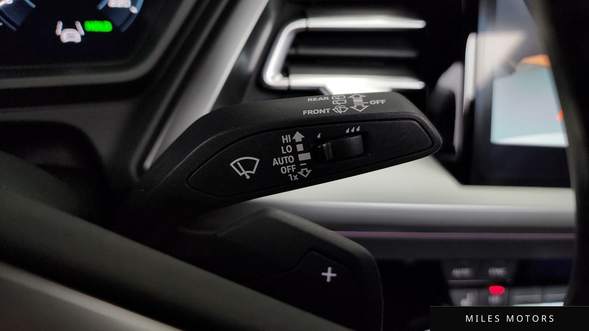 Audi Q4 e-tron 2025 — миниатюра 29
