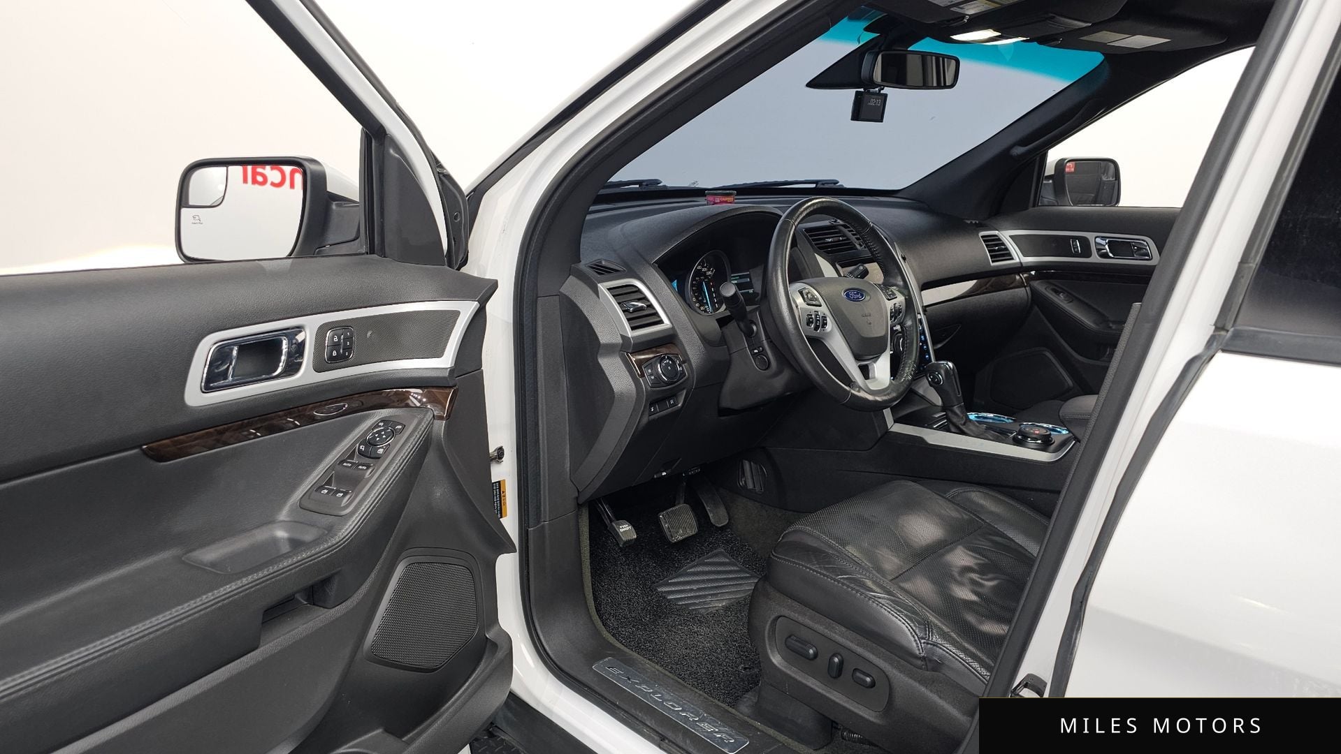 Ford Explorer 2014 — миниатюра 10