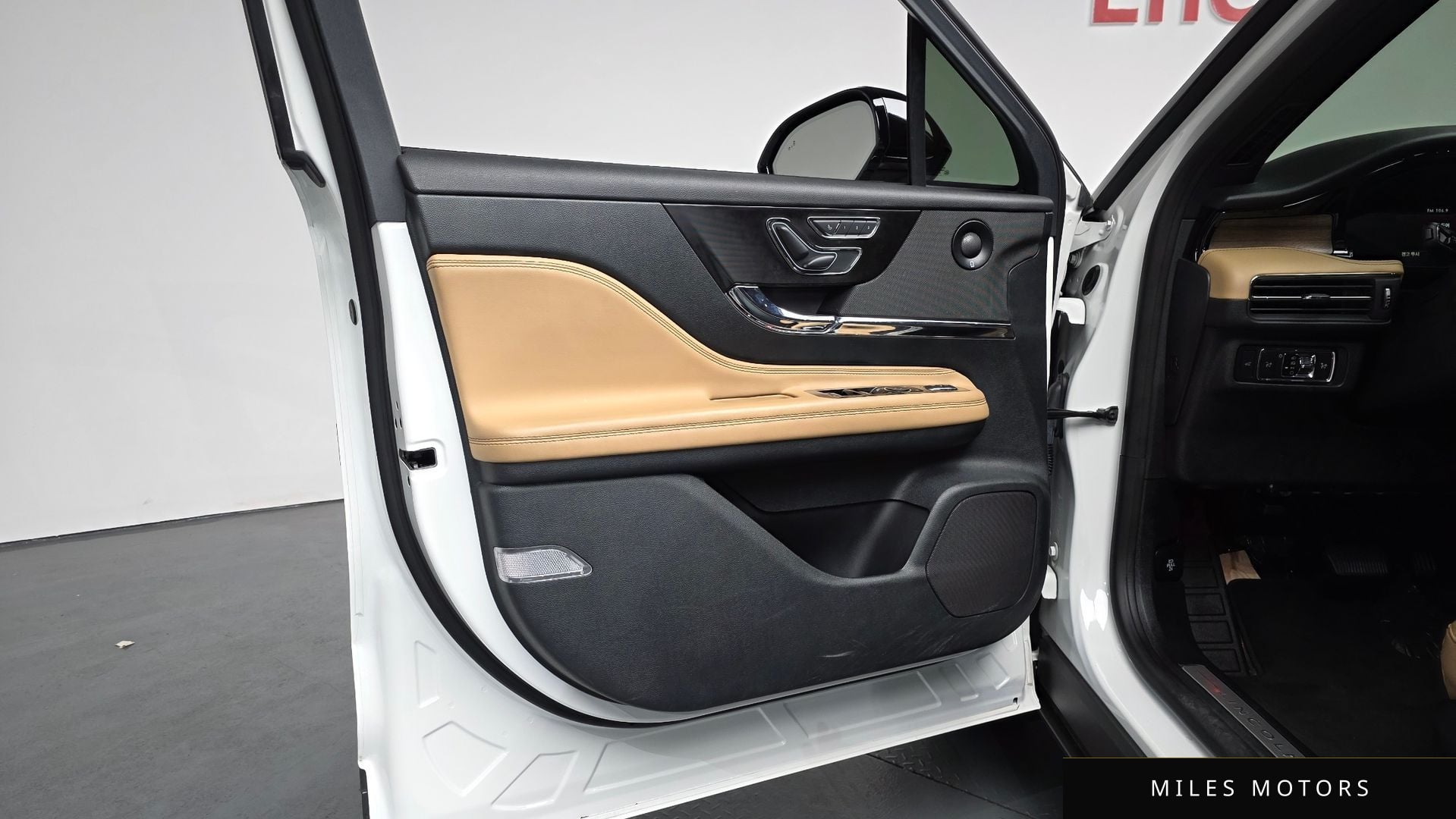Lincoln 코세어 2022 — миниатюра 14