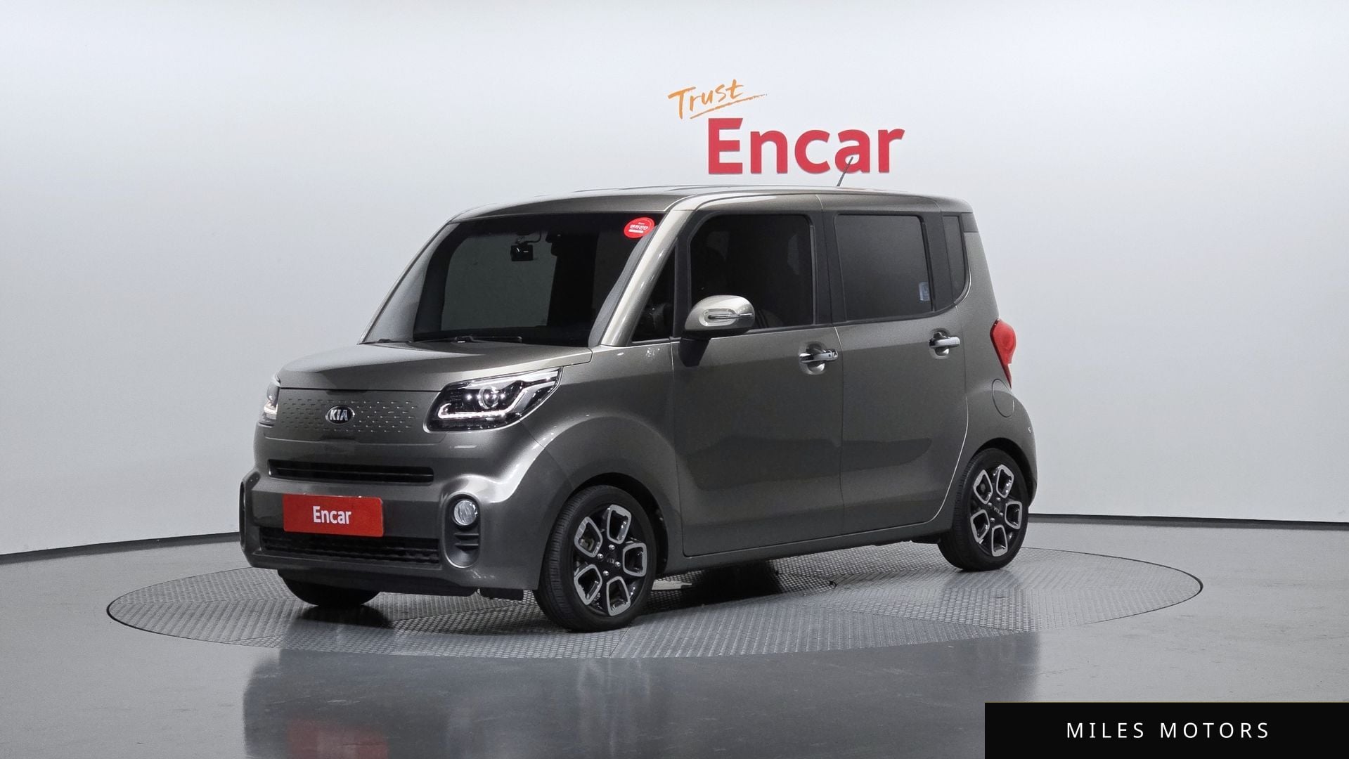 Kia RAY 2018 — фото 1 из 12
