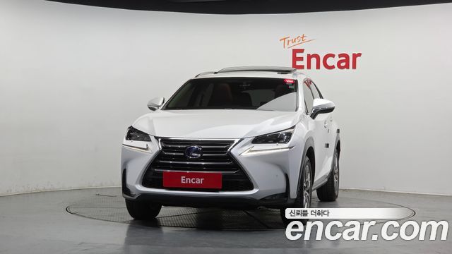 Лексус NX300h 2017 — миниатюра 3