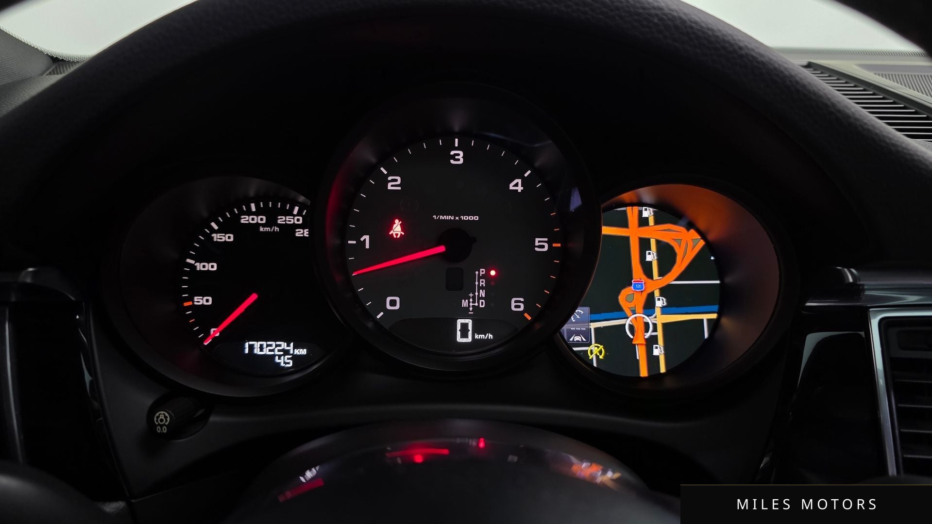 Porsche Macan 2017 — миниатюра 8