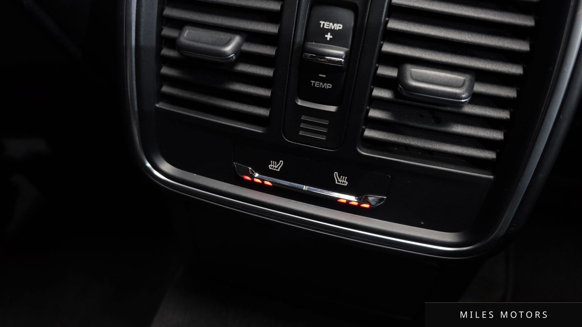Porsche Macan 2017 — миниатюра 12