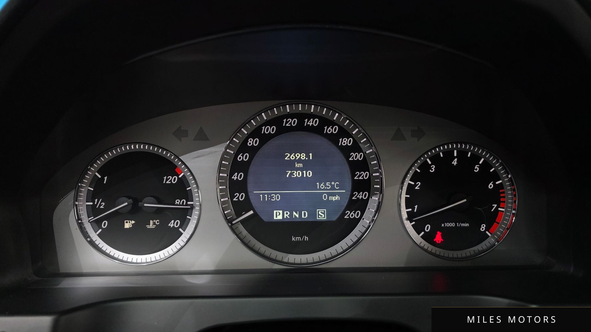 Mercedes-Benz C-Class W204 2009 — миниатюра 8