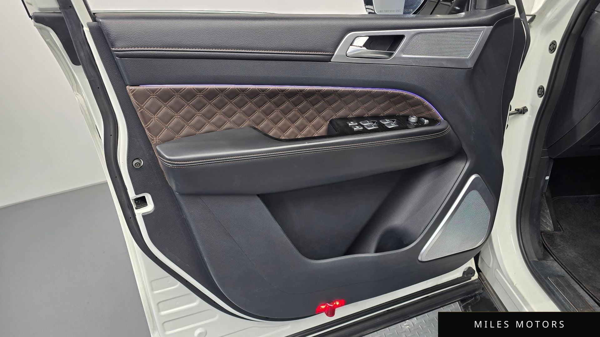 KG Mobility 올 뉴 렉스턴 2022 — миниатюра 13