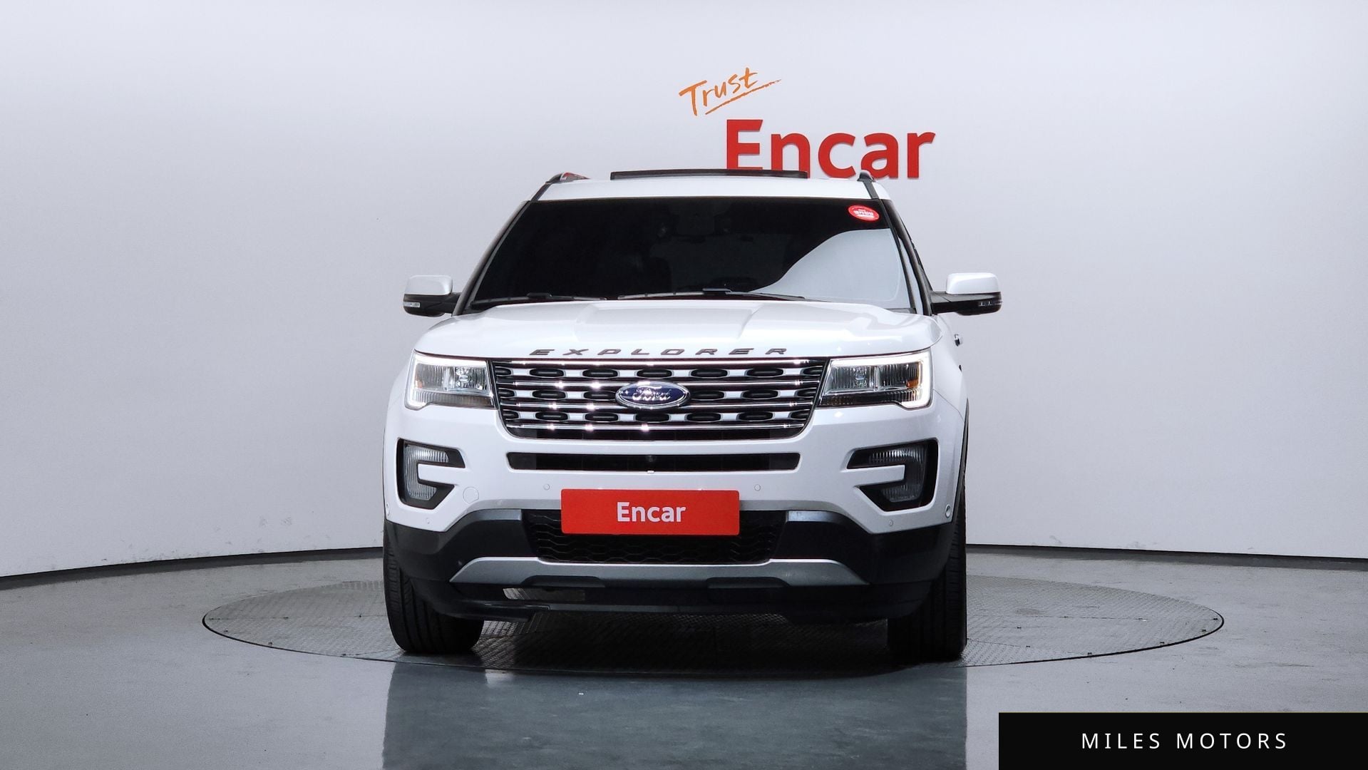 Ford Explorer 2017 — миниатюра 3