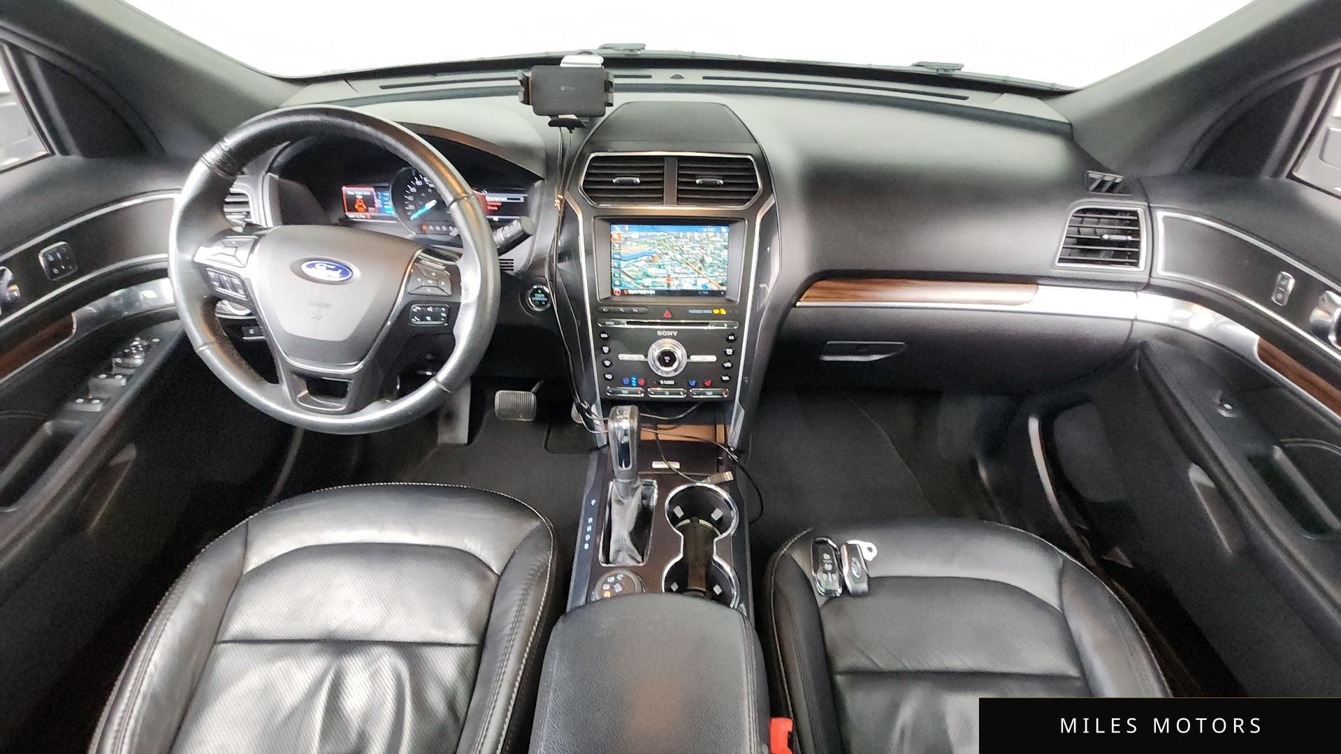 Ford Explorer 2017 — миниатюра 10