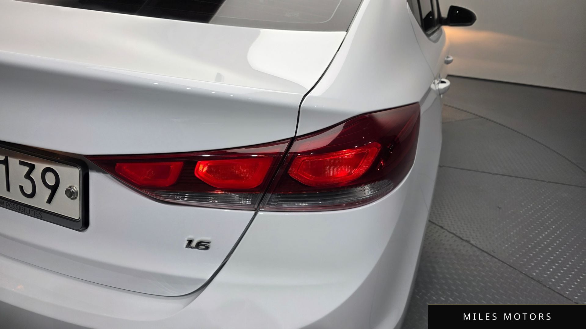 Hyundai AVANTE 2018 — миниатюра 9