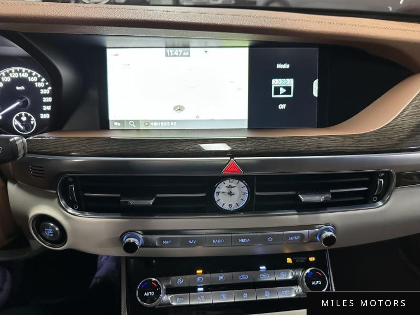 Genesis G90 2019 — миниатюра 11