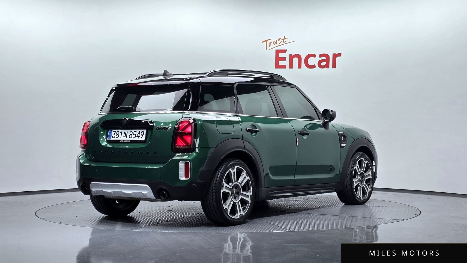 MINI Countryman 2023 — фото 1 из 12