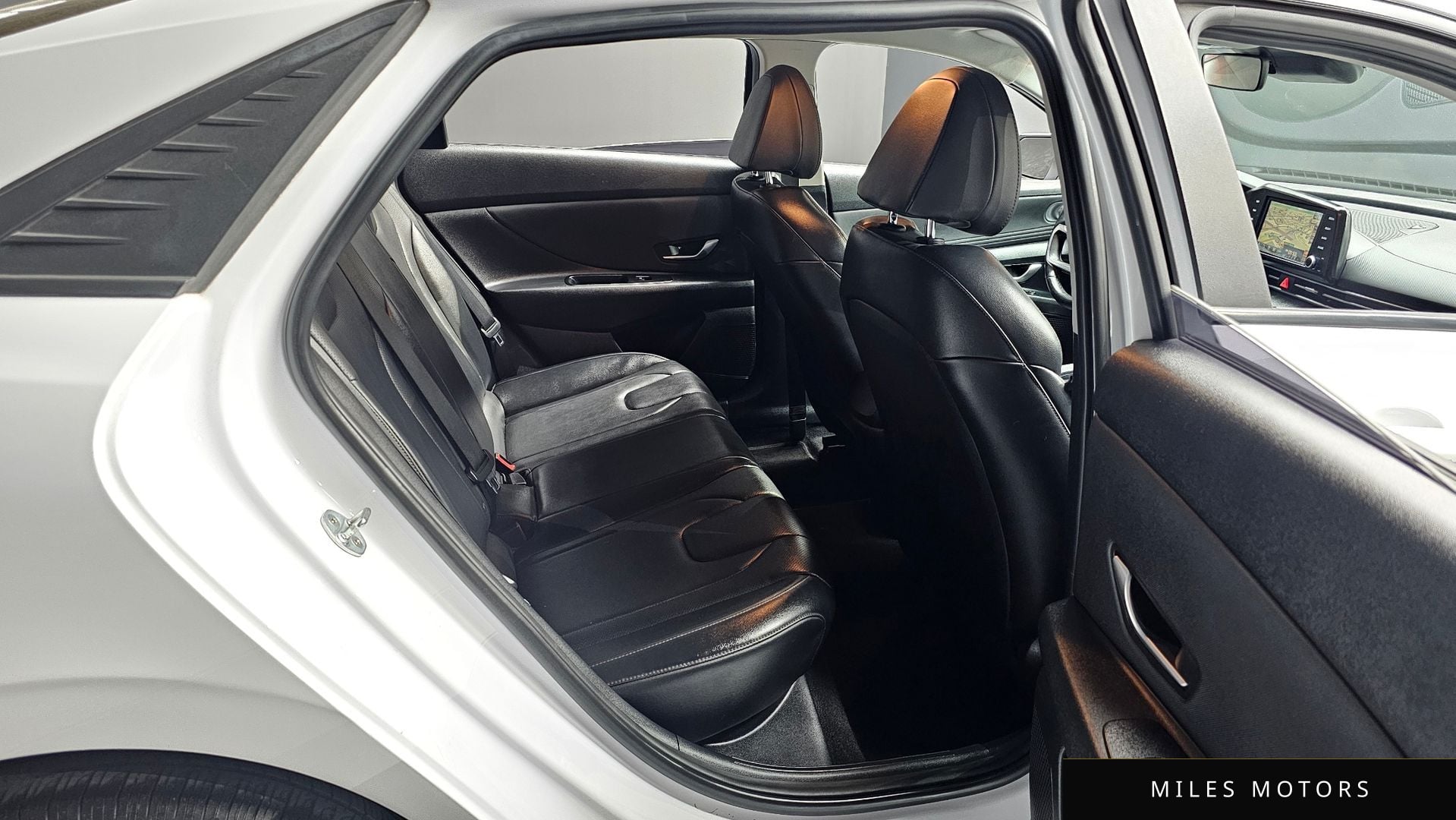 Hyundai AVANTE 2021 — миниатюра 18