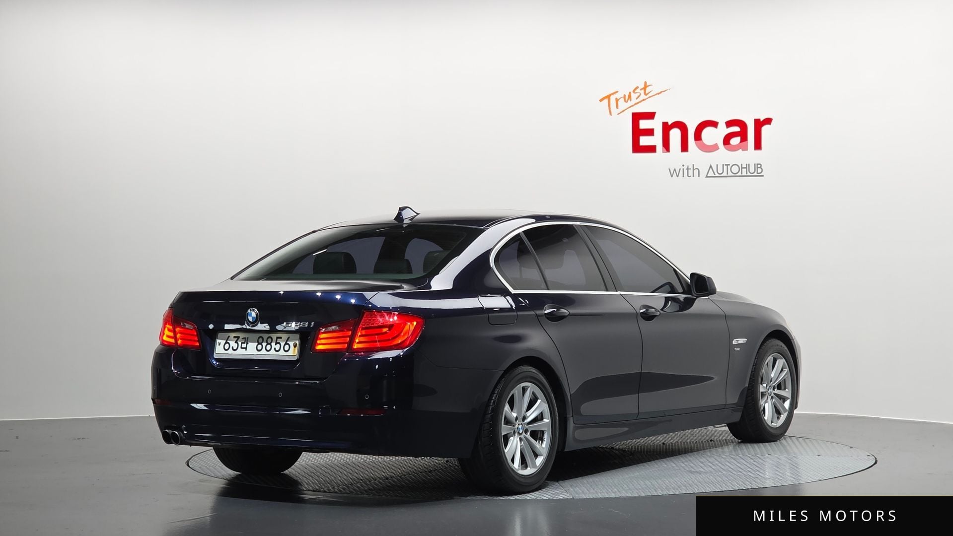 BMW 5 Series (F10) 2012 — миниатюра 2
