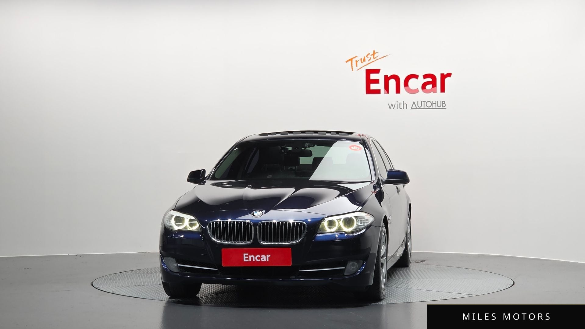 BMW 5 Series (F10) 2012 — миниатюра 3