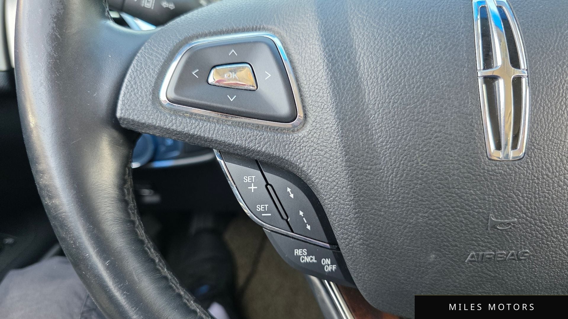 Lincoln MKZ 2016 — миниатюра 29