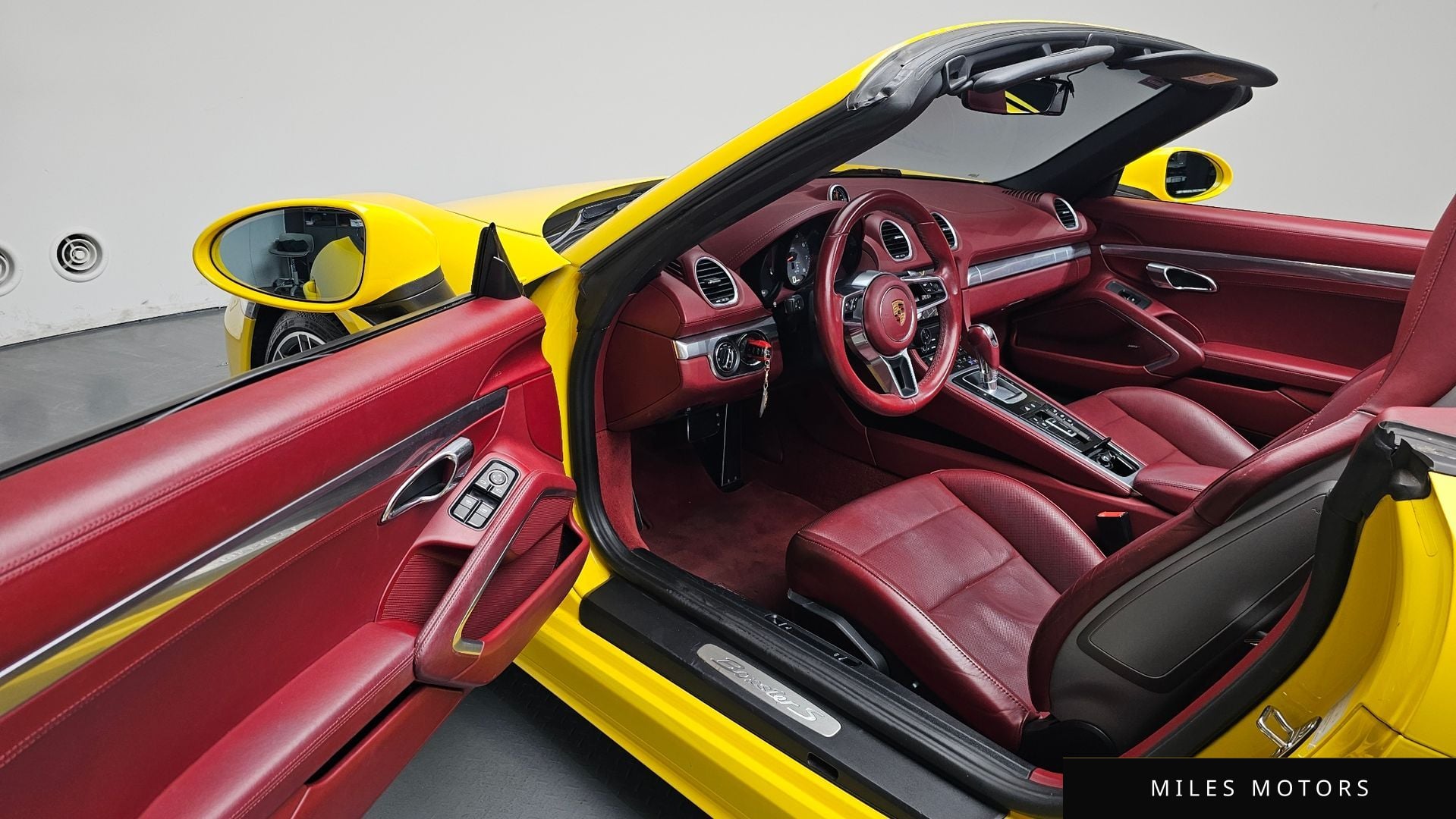 Porsche 718 2017 — миниатюра 10
