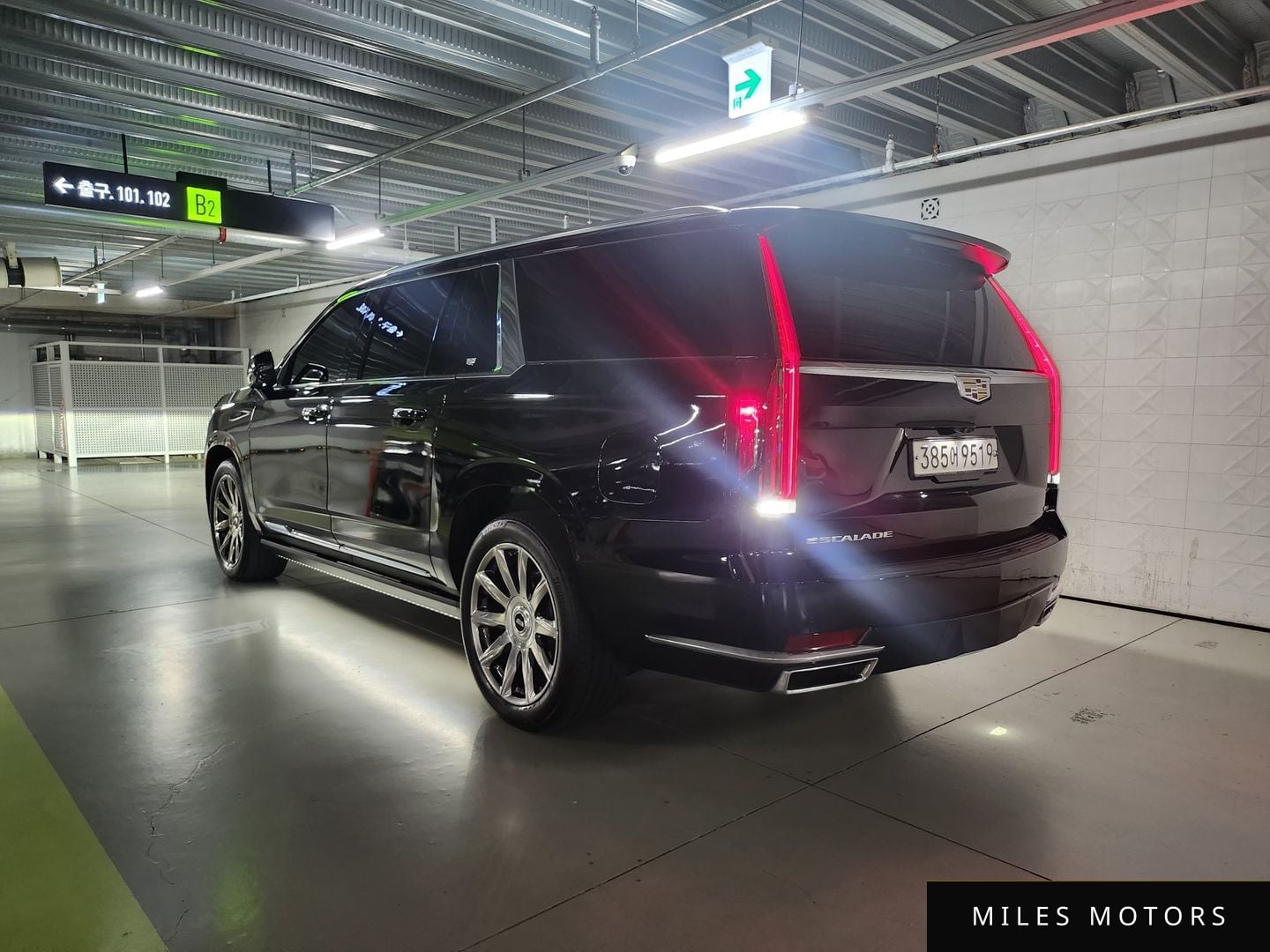 Cadillac Escalade 2021 — миниатюра 3