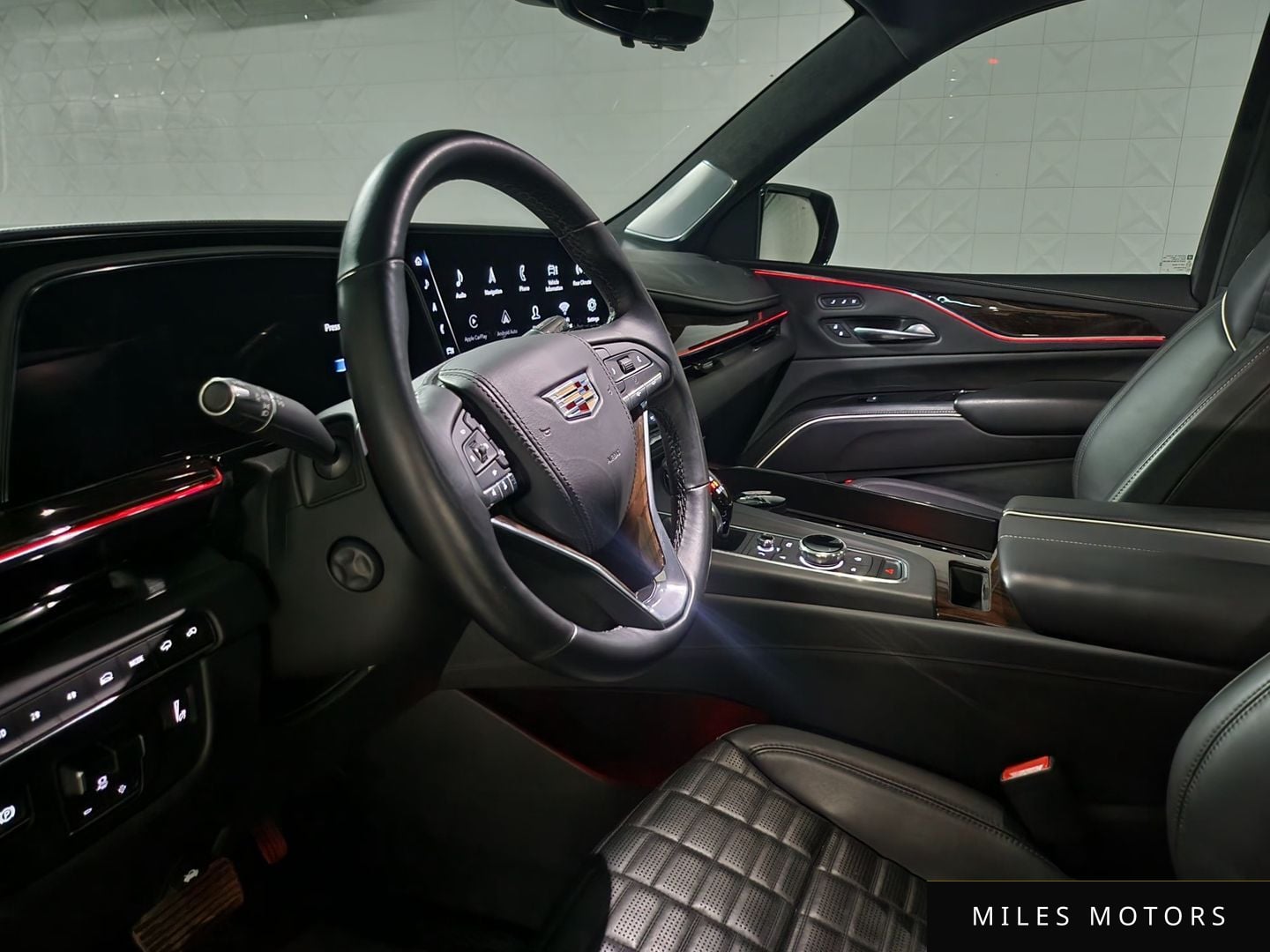 Cadillac Escalade 2021 — миниатюра 8