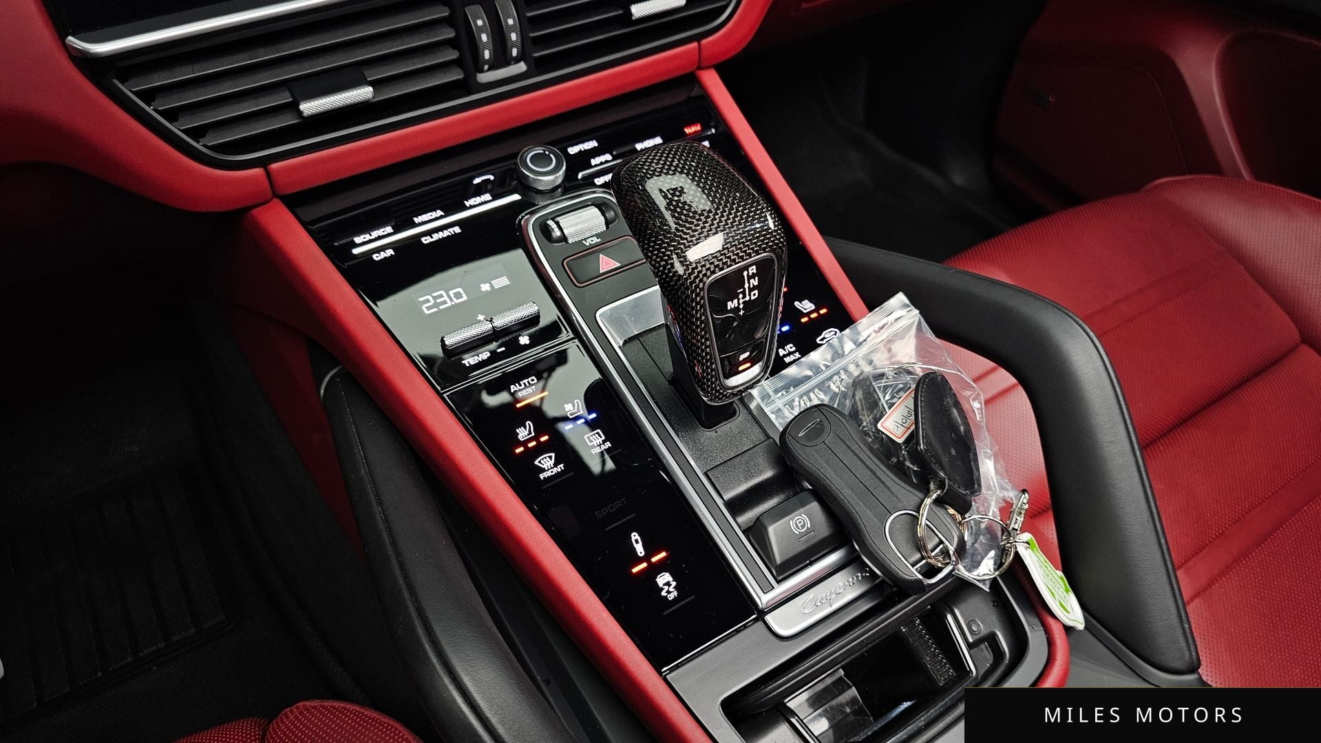 Porsche 카이엔 (PO536) 2020 — миниатюра 12