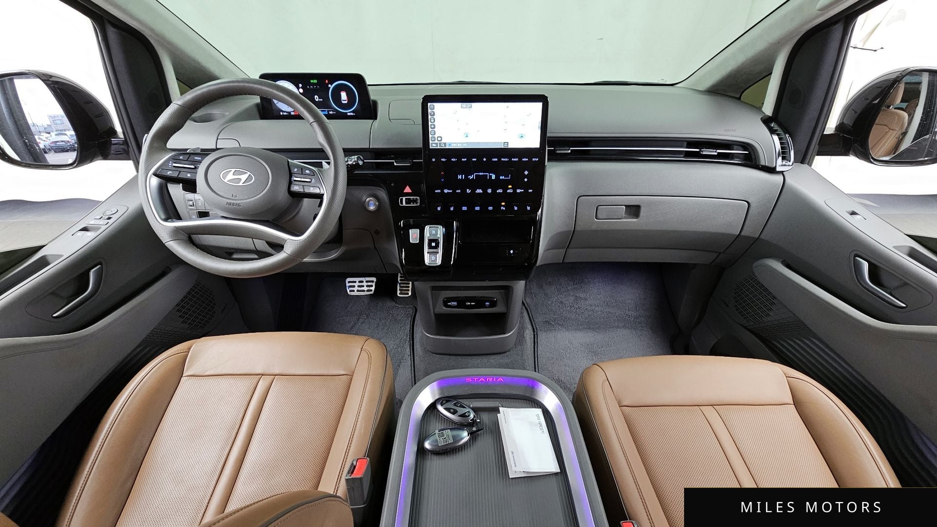 Hyundai Staria 2025 — миниатюра 10