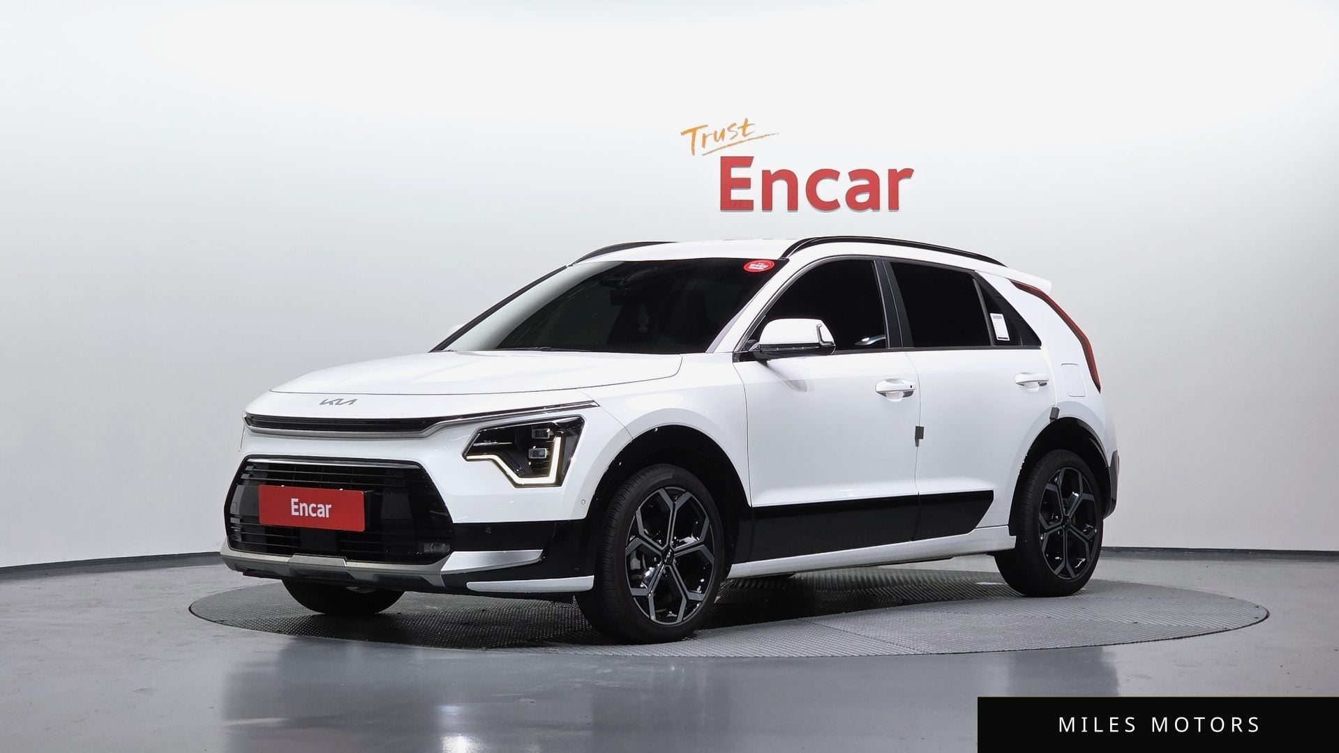 Kia Niro 2022 — фото 1 из 12
