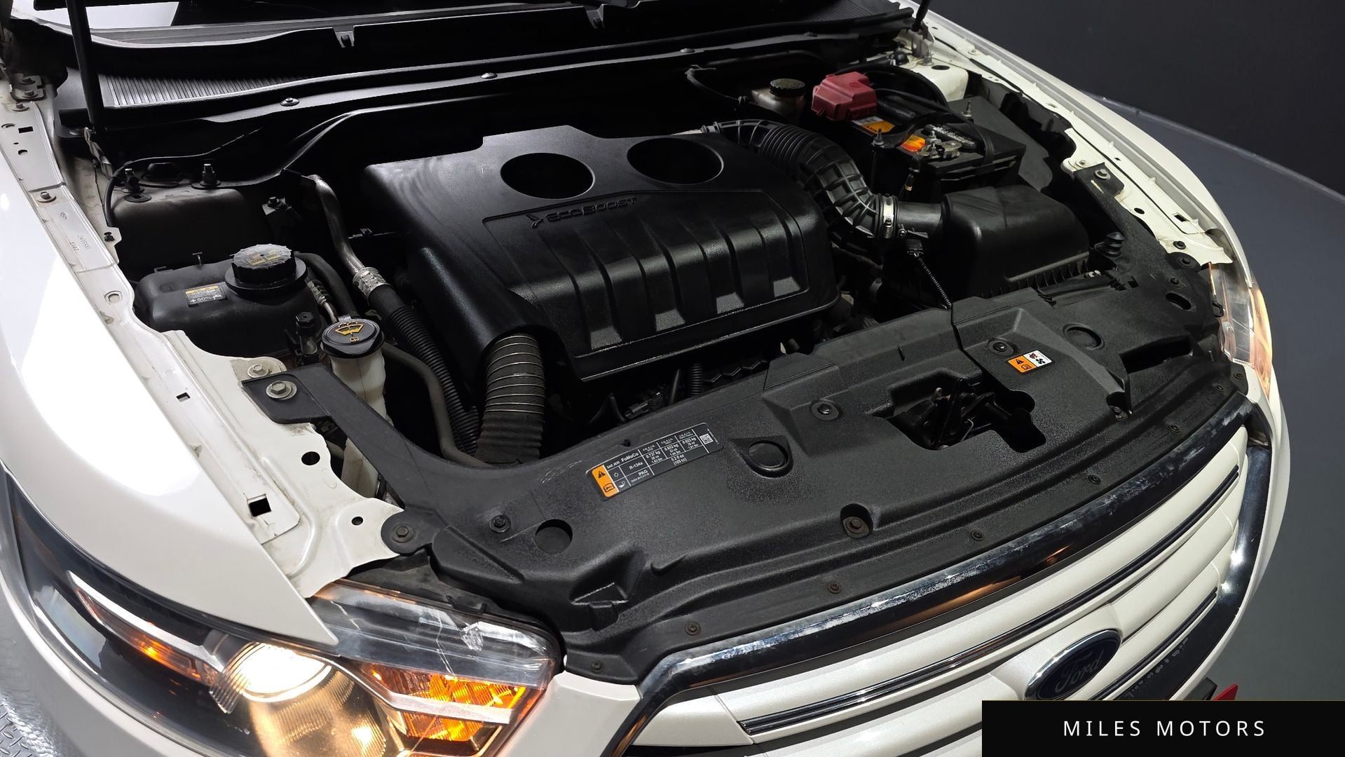 Ford Taurus 2015 — миниатюра 6