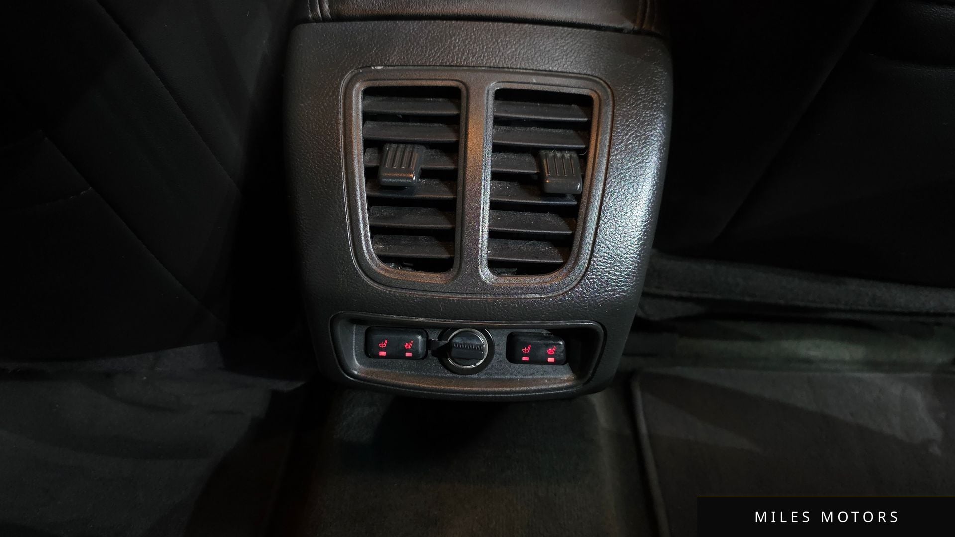 Ford Taurus 2015 — миниатюра 24