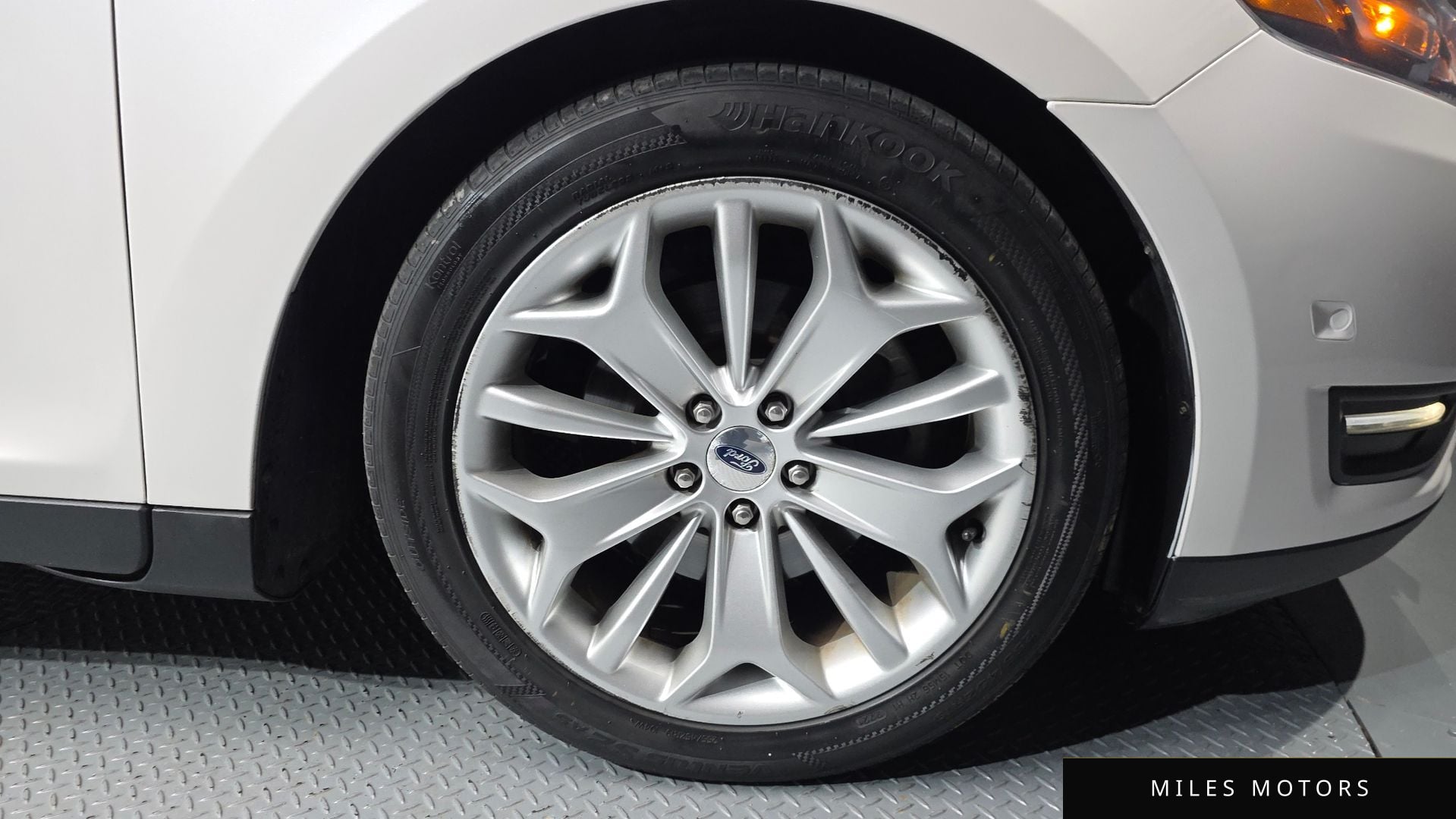 Ford Taurus 2015 — миниатюра 7