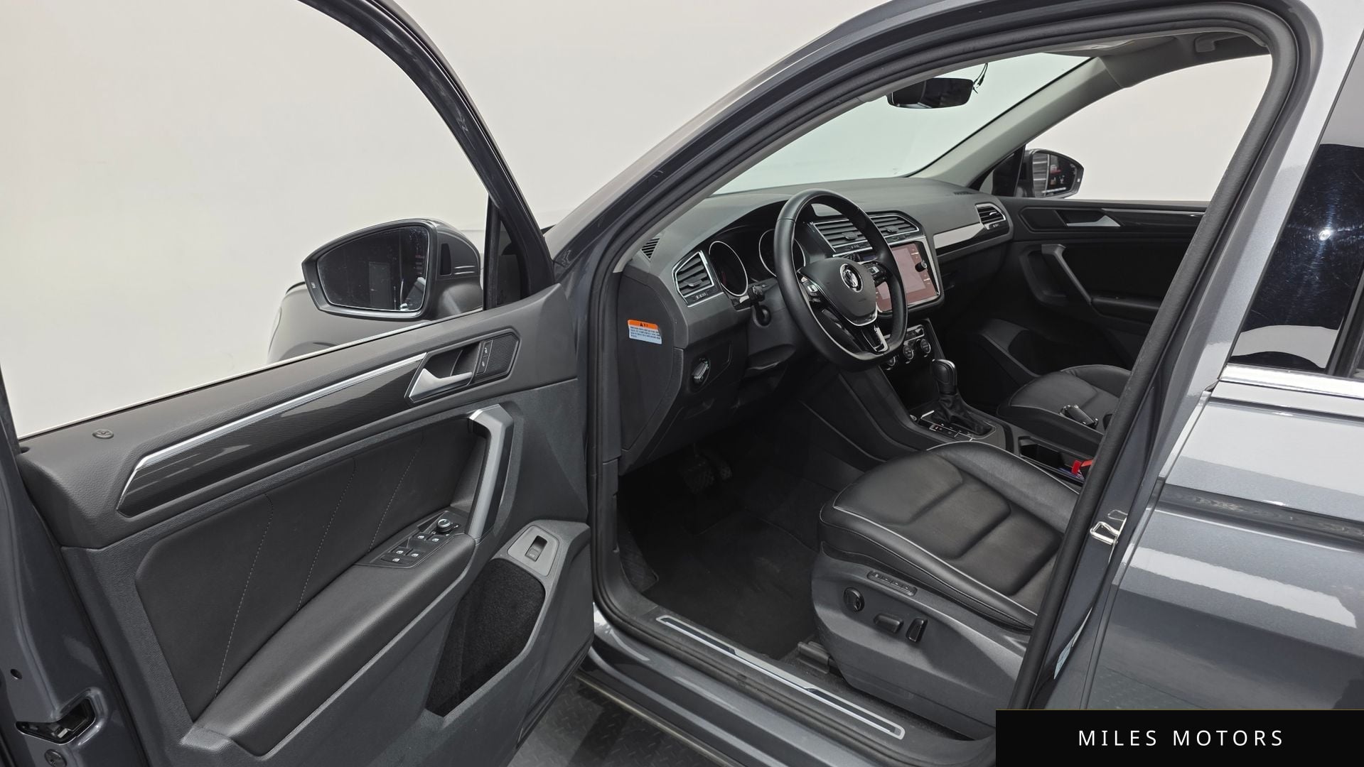 Volkswagen 티구안 2020 — миниатюра 13