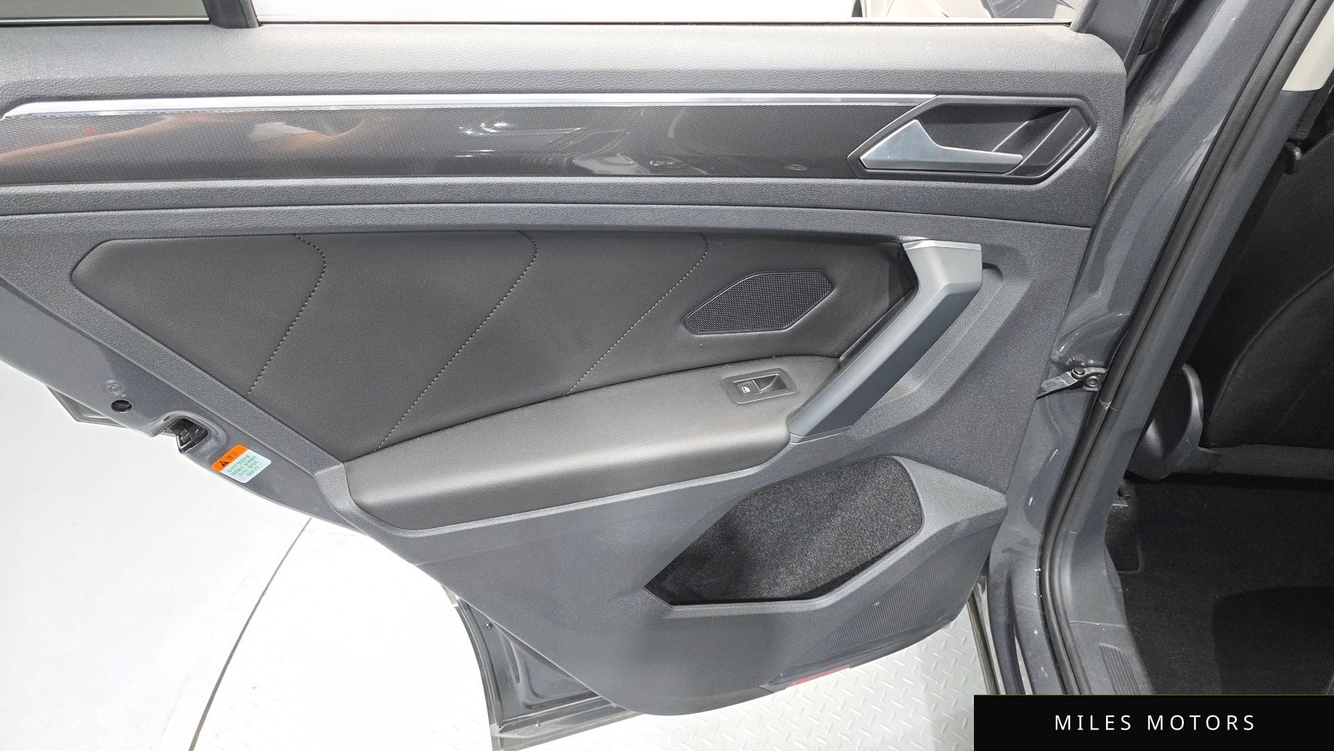 Volkswagen 티구안 2020 — миниатюра 15