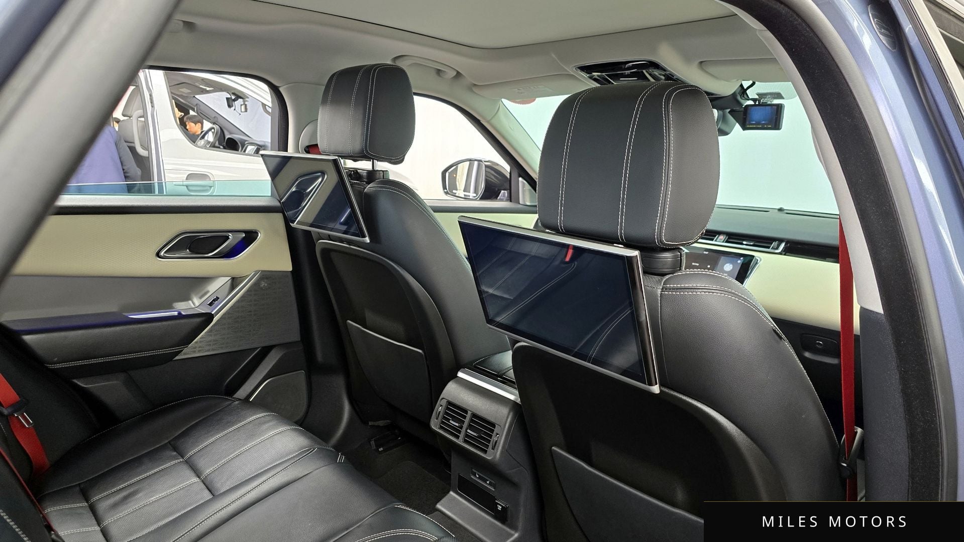 Land Rover Range Rover Velar 2018 — миниатюра 19
