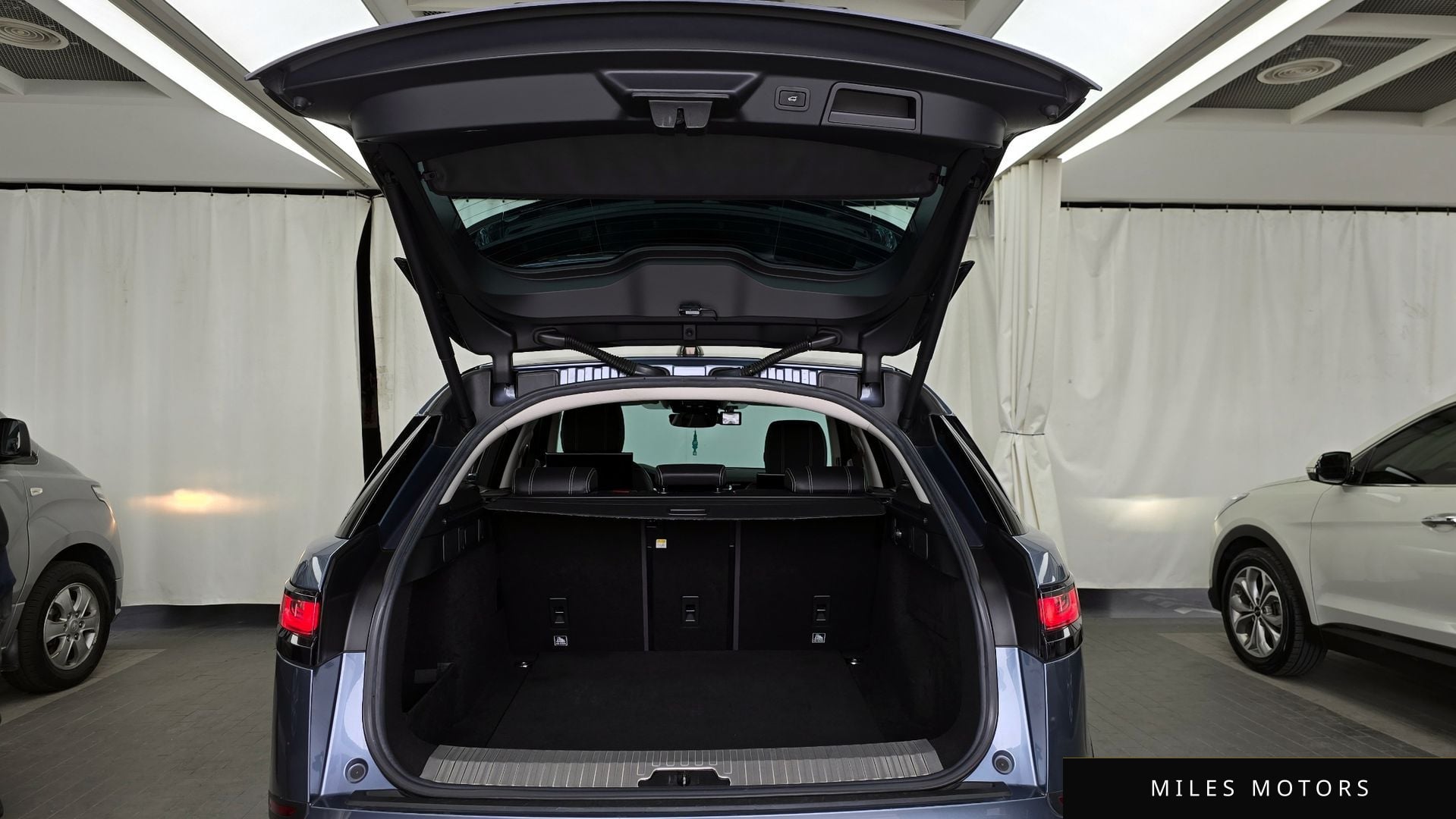 Land Rover Range Rover Velar 2018 — миниатюра 20
