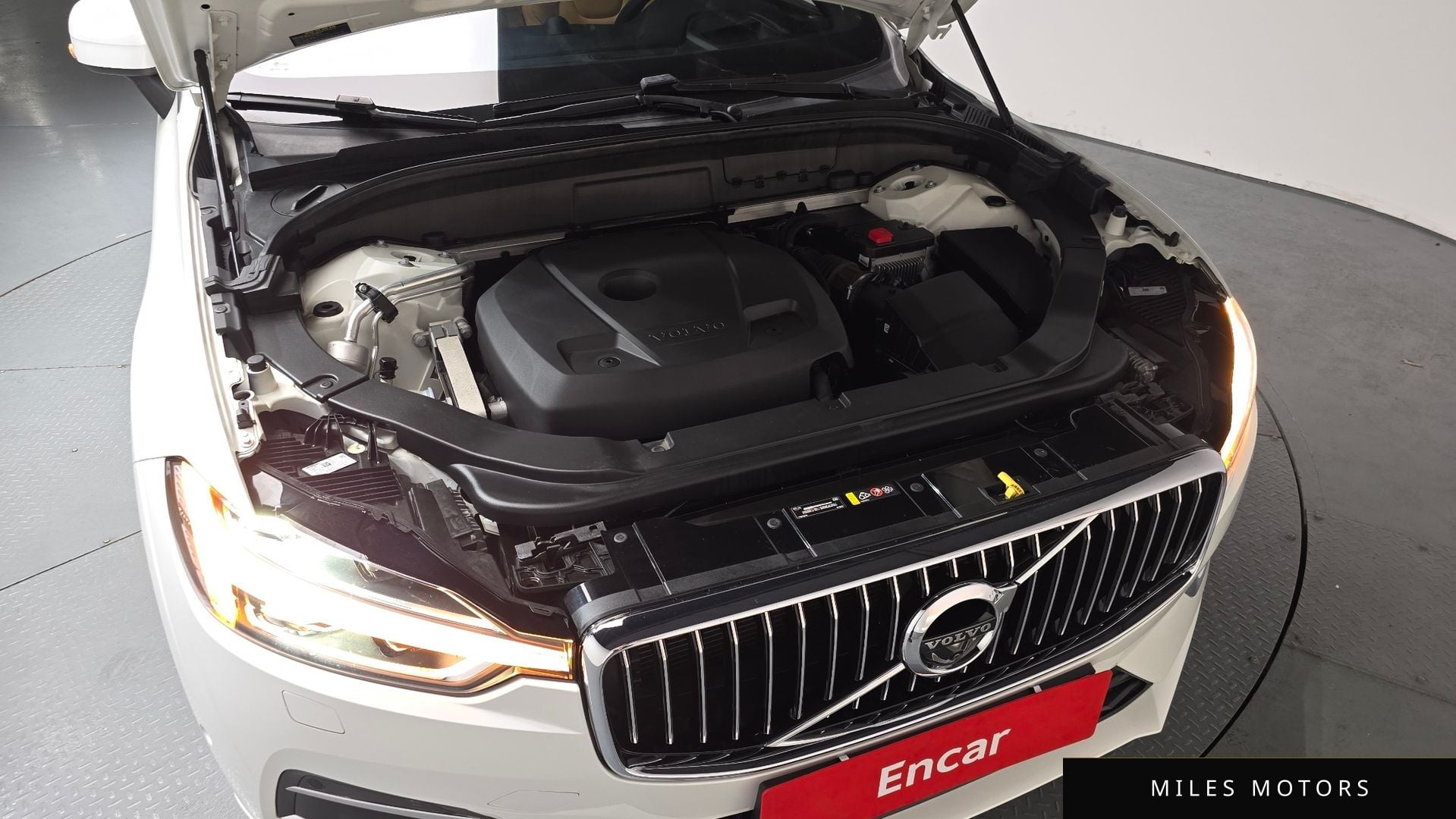 Volvo XC60 2020 — миниатюра 5