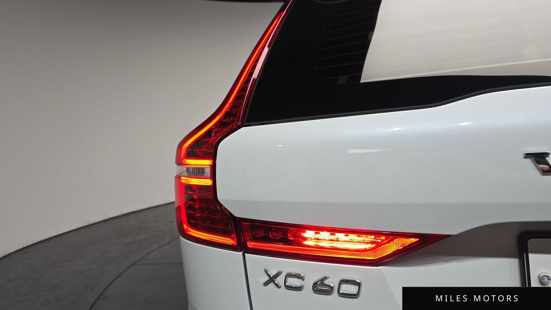 Volvo XC60 2020 — миниатюра 8