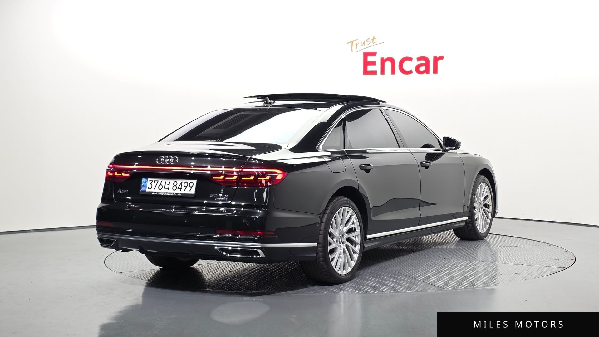Audi A8 (D5) 2021 — миниатюра 2