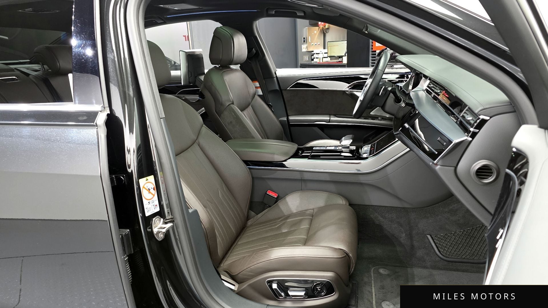 Audi A8 (D5) 2021 — миниатюра 11