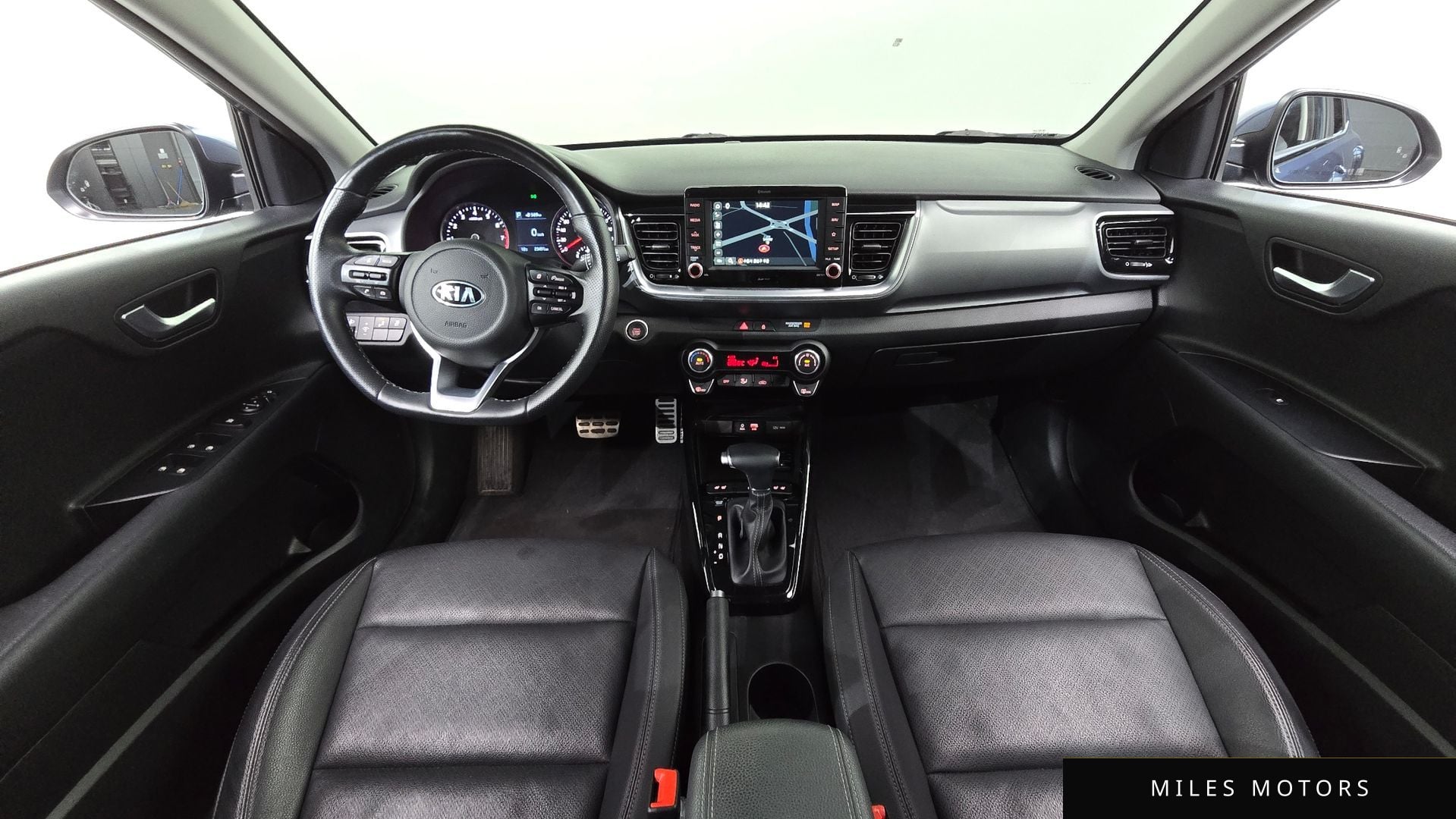 Kia Stonic 2020 — миниатюра 7