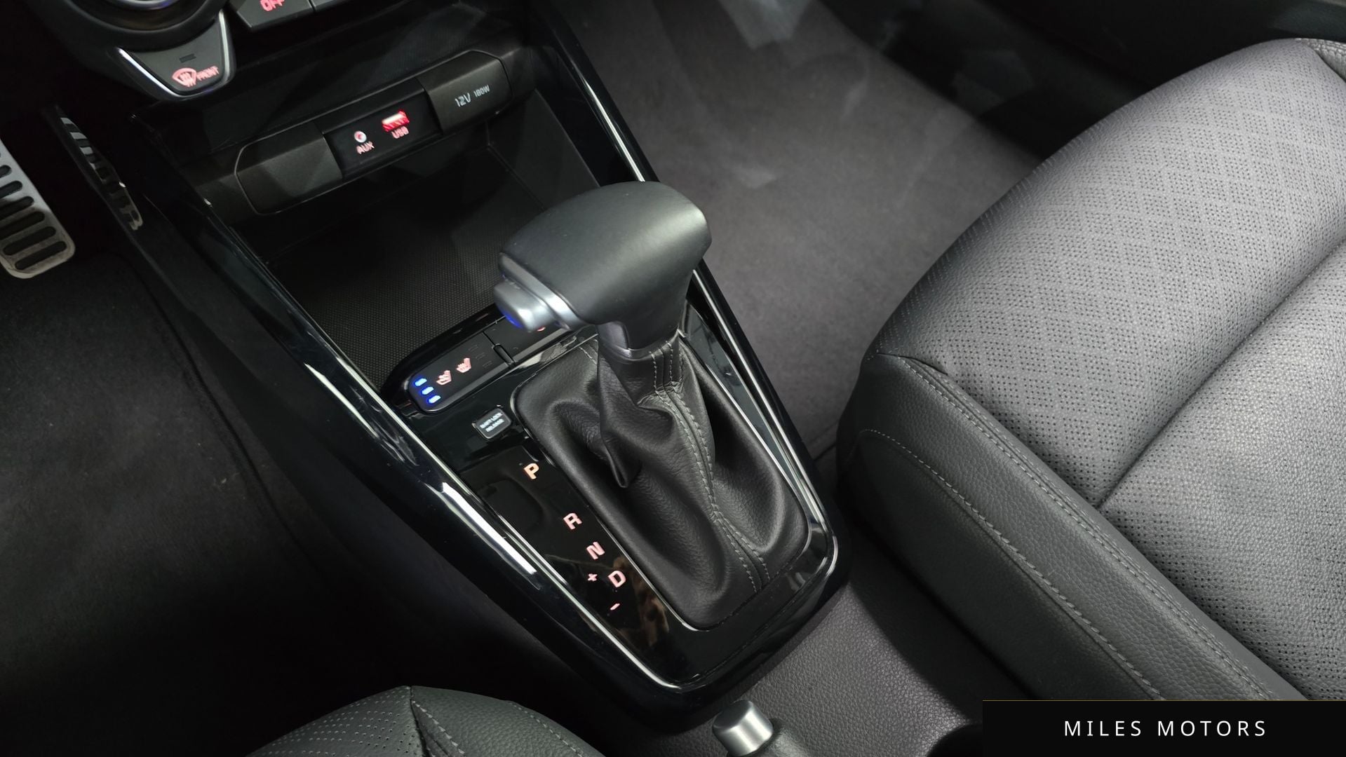 Kia Stonic 2020 — миниатюра 9