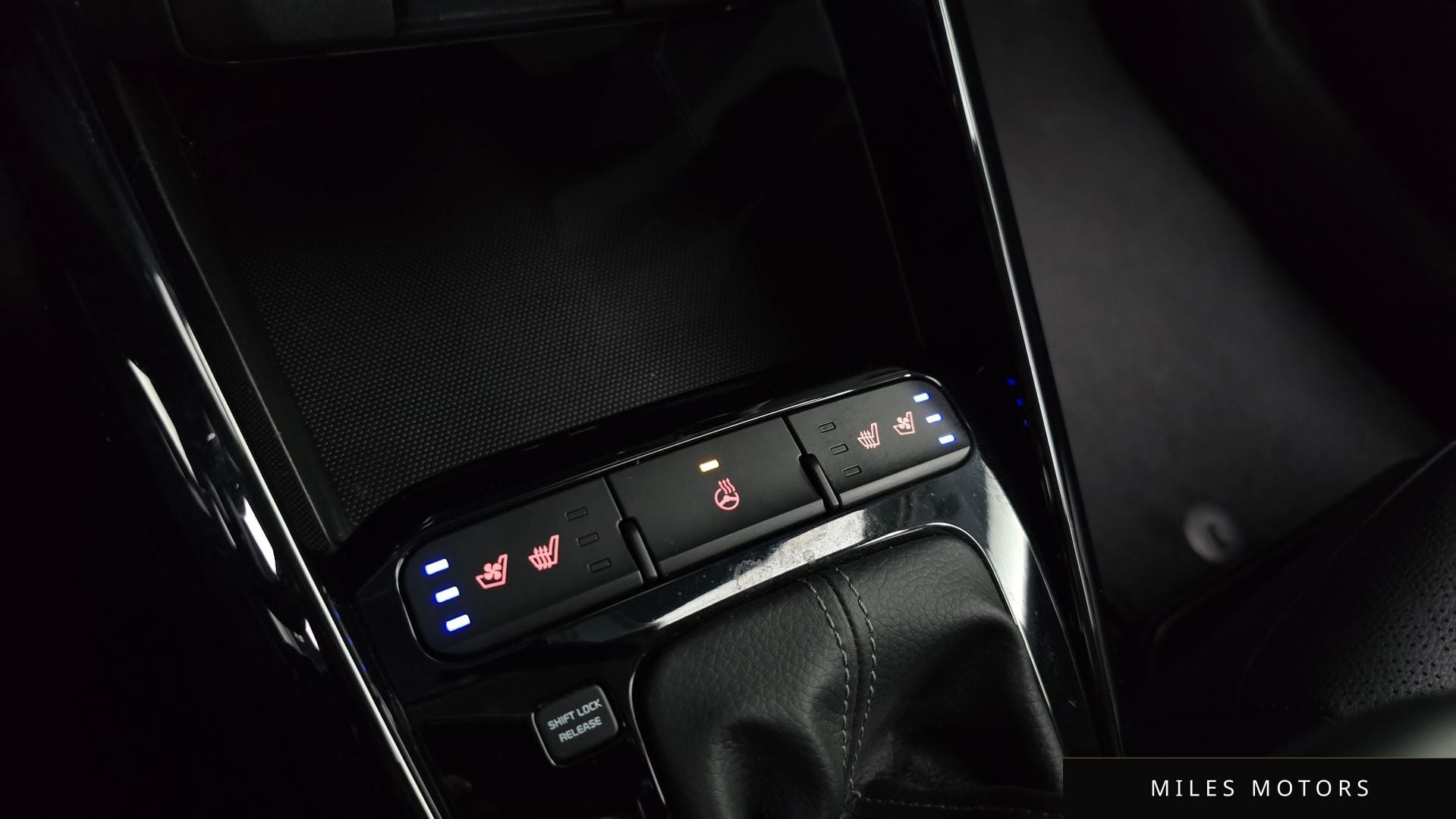 Kia Stonic 2020 — миниатюра 17