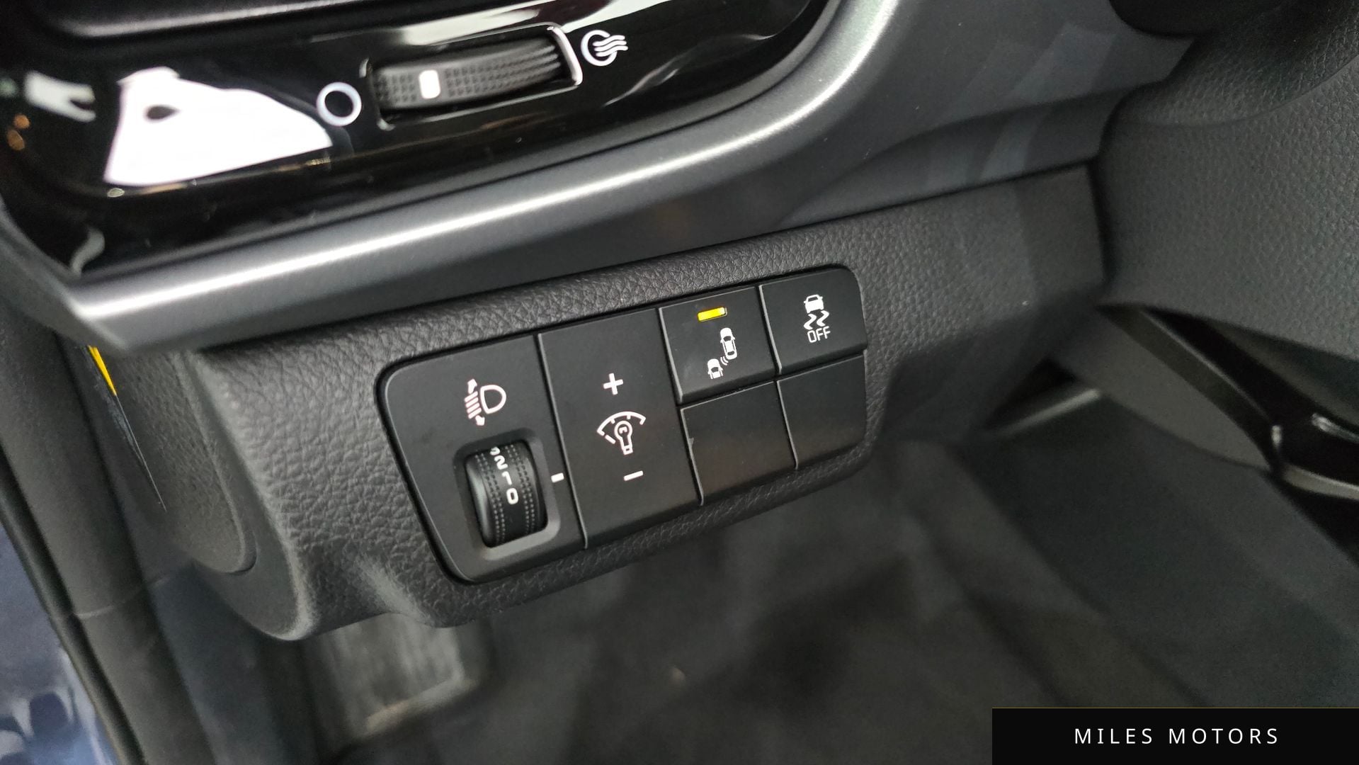 Kia Stonic 2020 — миниатюра 18