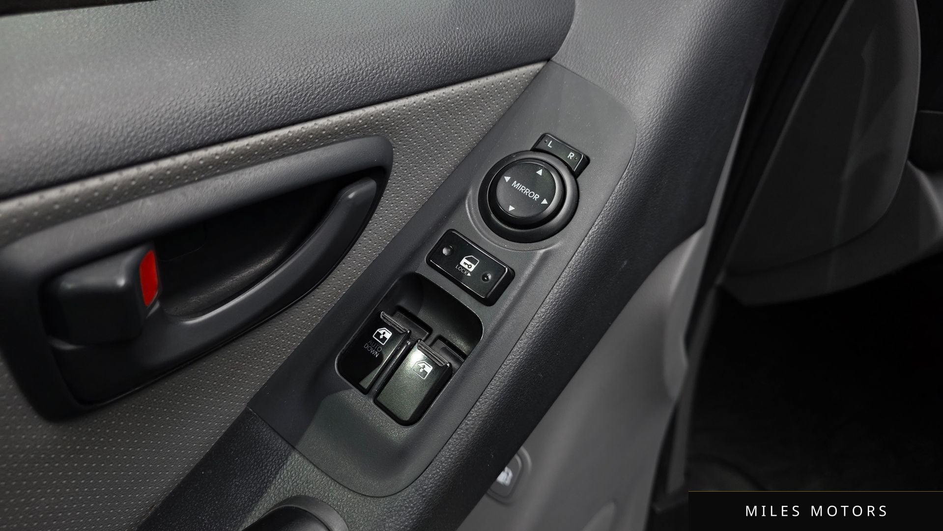 Hyundai 그랜드 스타렉스 2013 — миниатюра 18