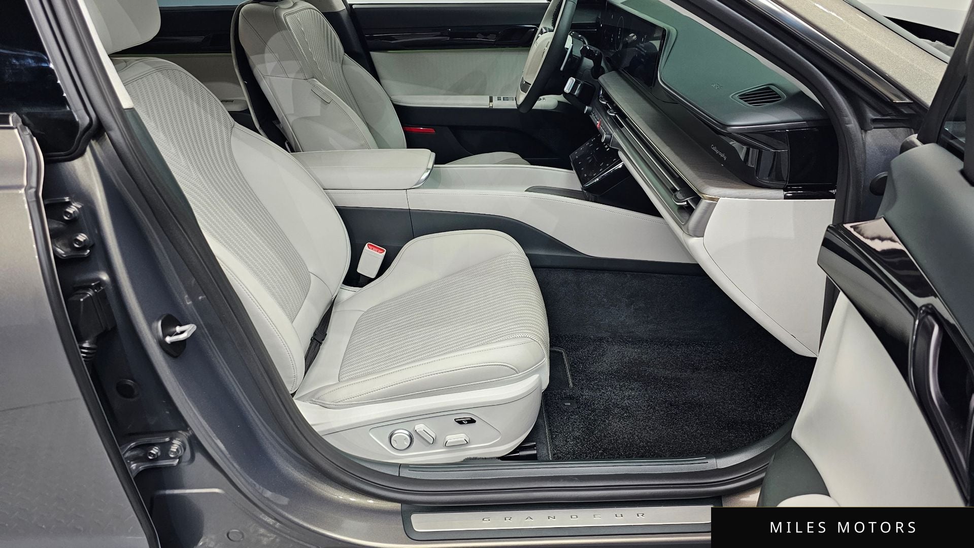 Hyundai Grandeur 2023 — миниатюра 11